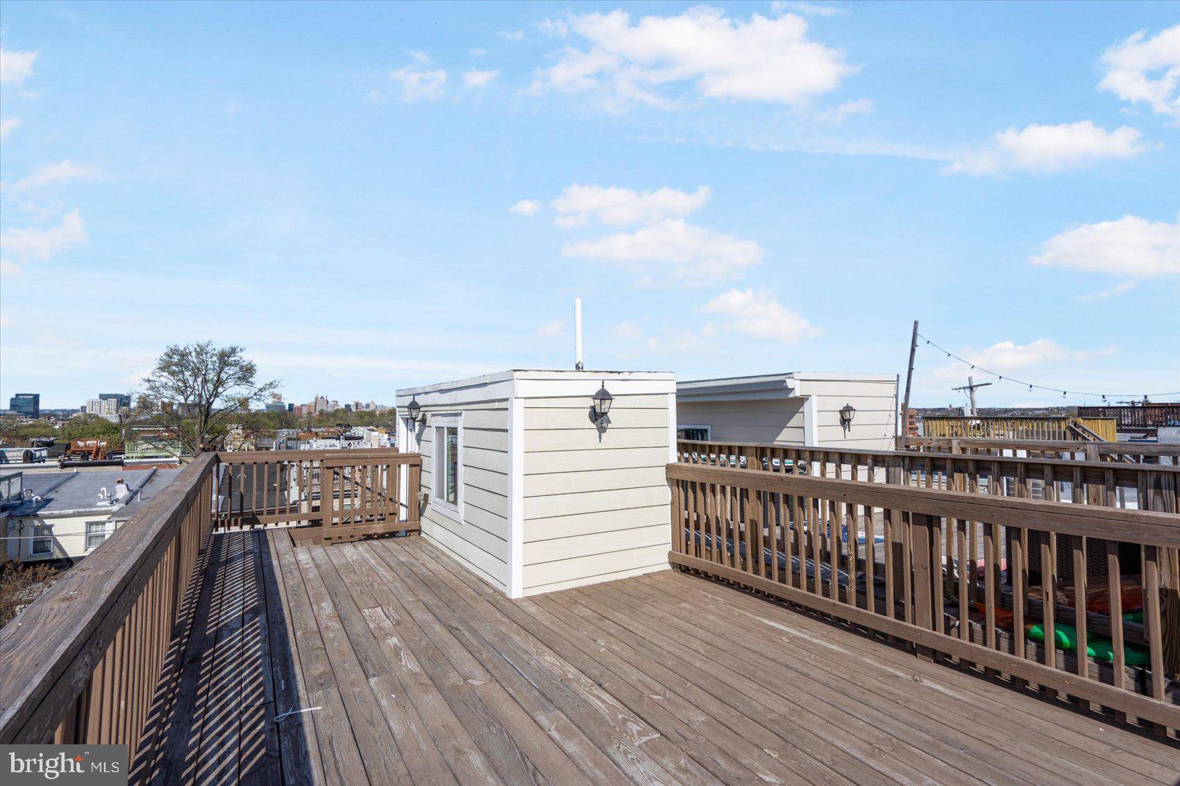 HIGHLANDTOWN - Residential