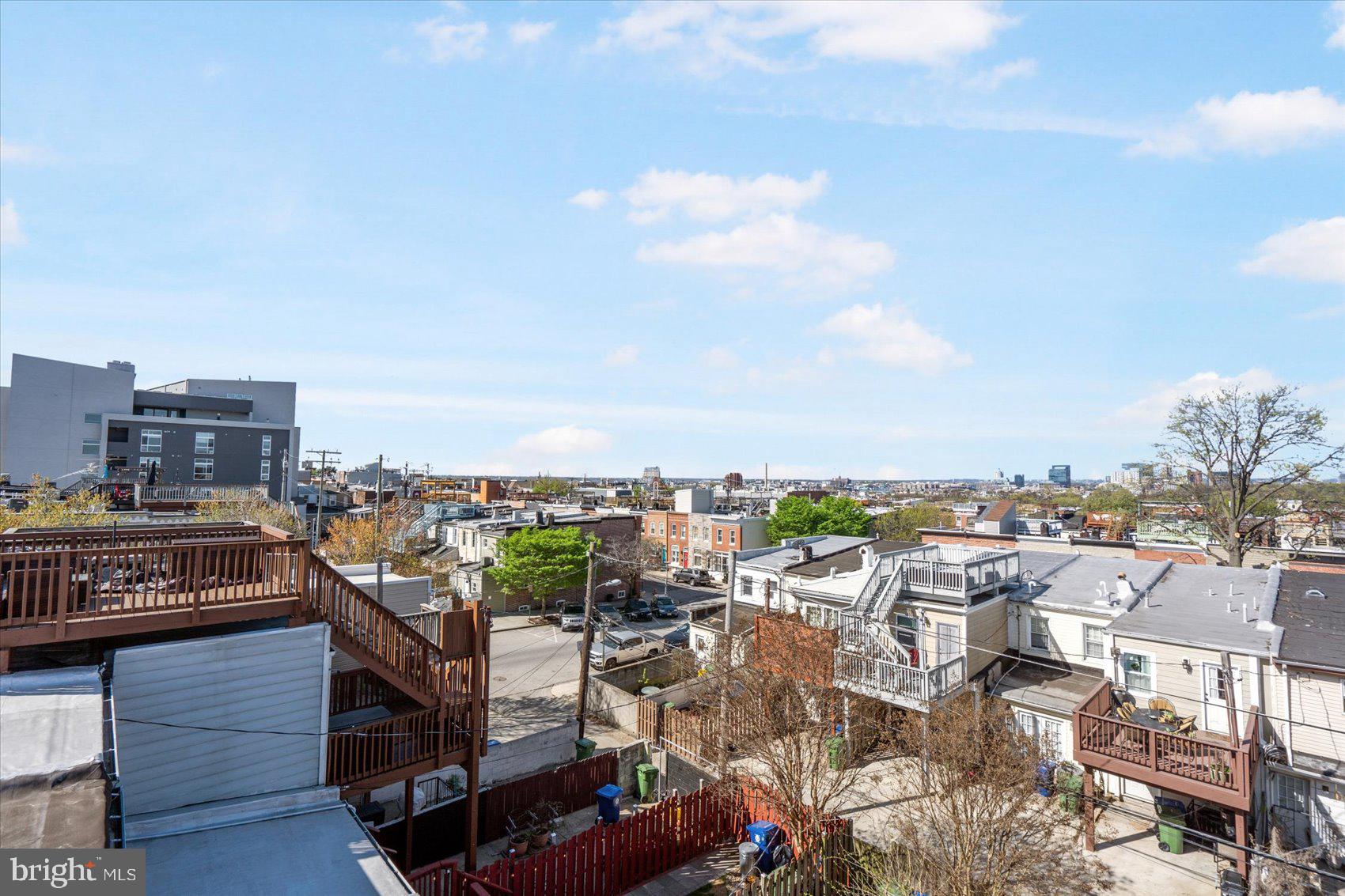 HIGHLANDTOWN - Residential