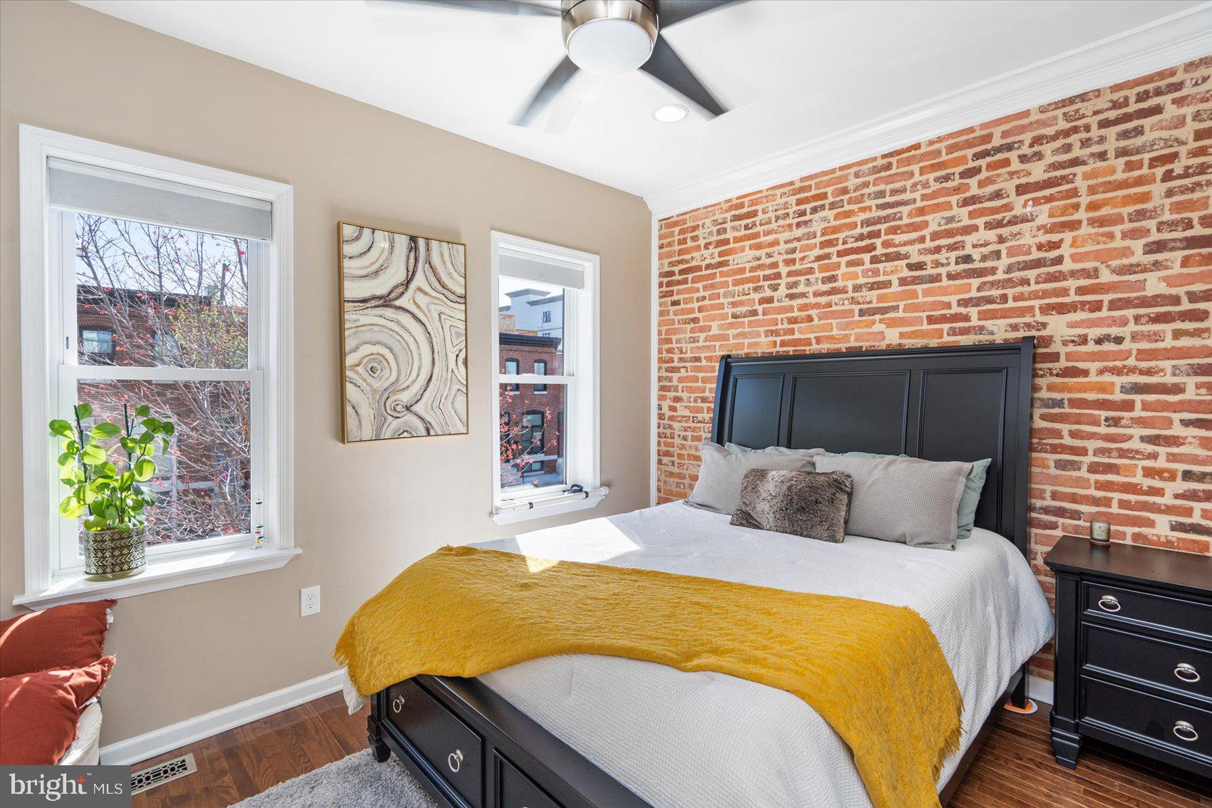 HIGHLANDTOWN - Residential