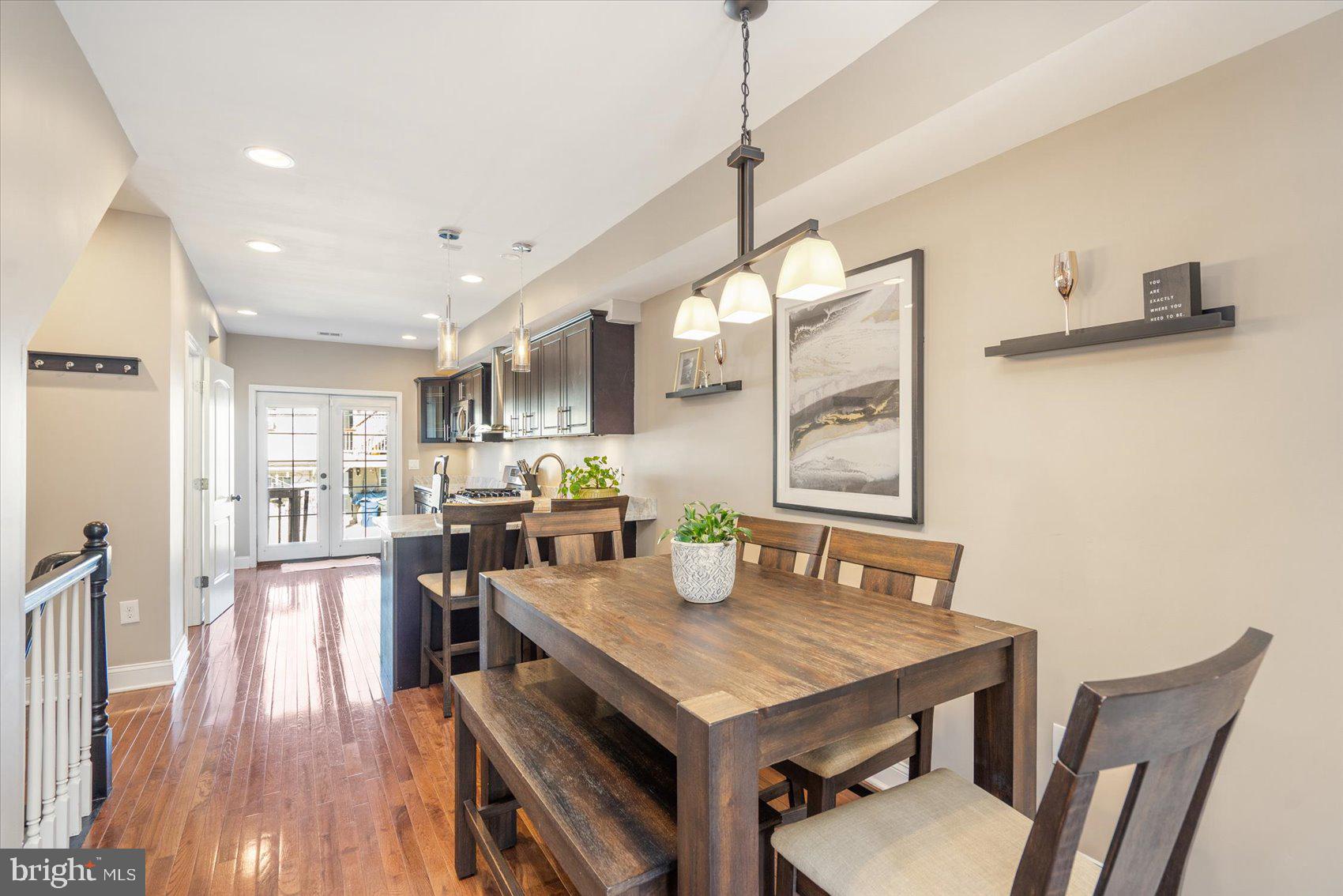 HIGHLANDTOWN - Residential