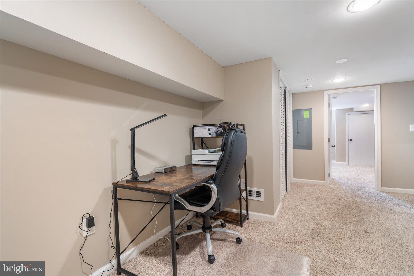 HIGHLANDTOWN - Residential