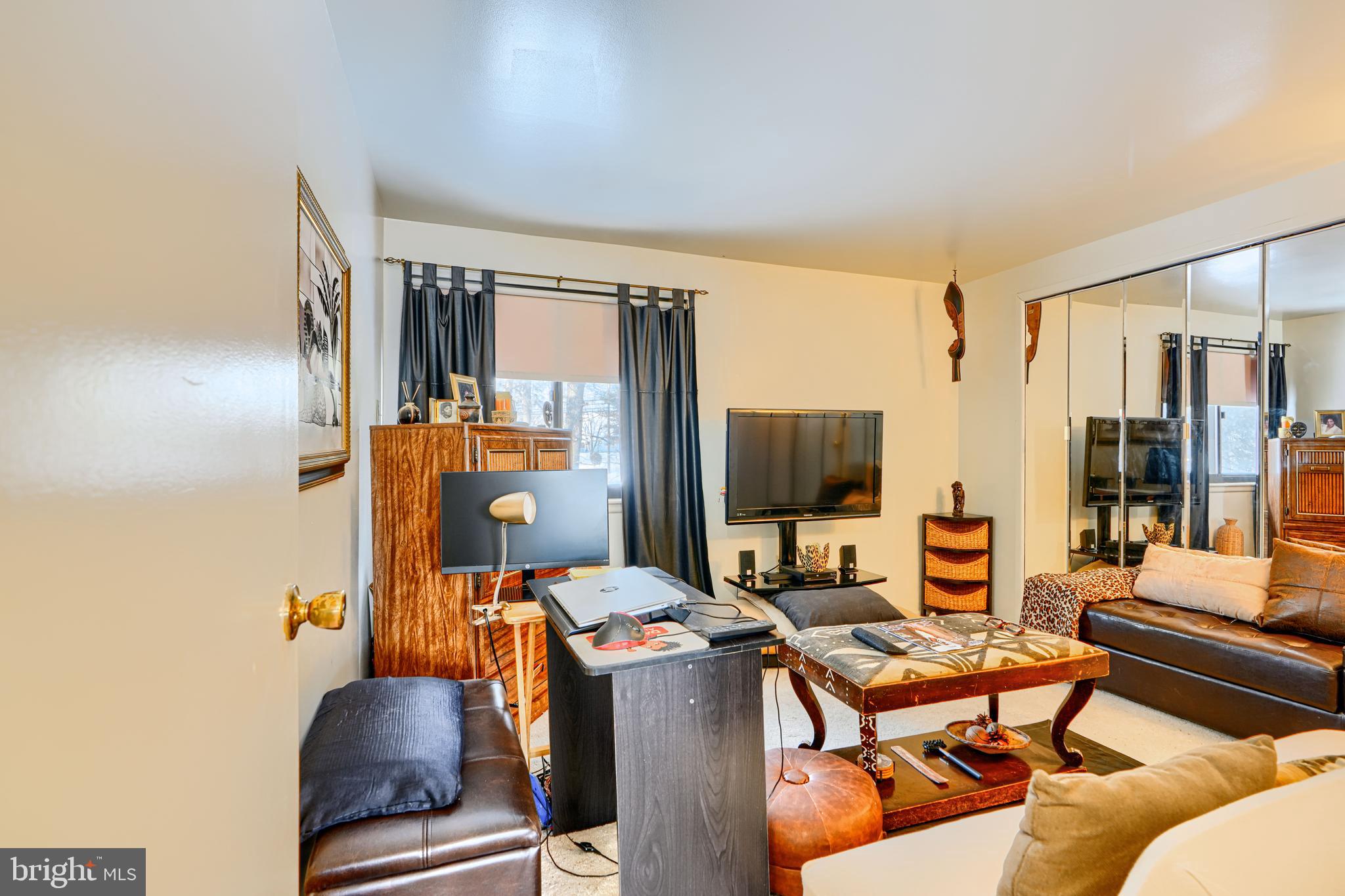 POINTER RIDGE - Residential