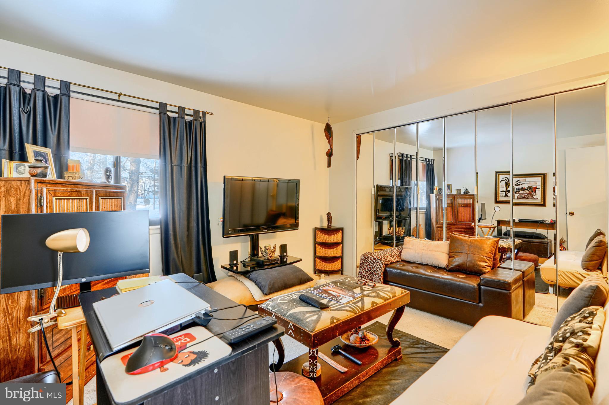 POINTER RIDGE - Residential