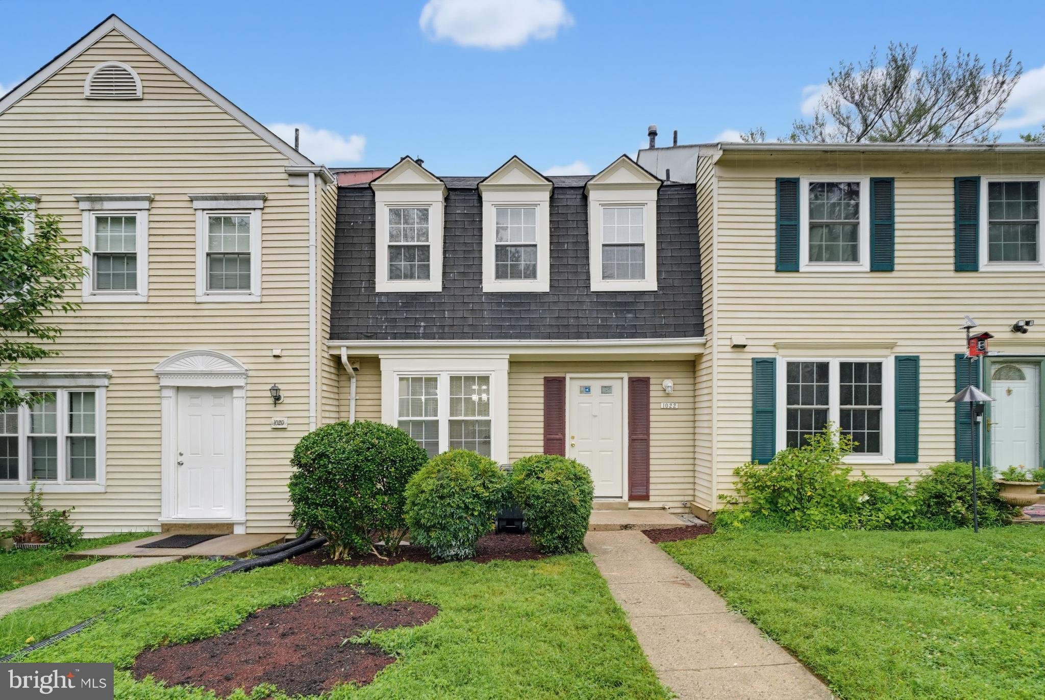1022 COPPERSTONE COURT