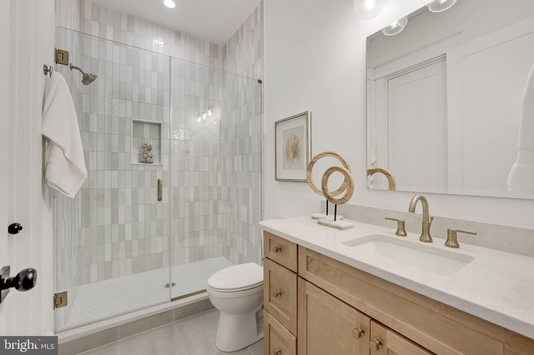 LACEY FOREST - Residential