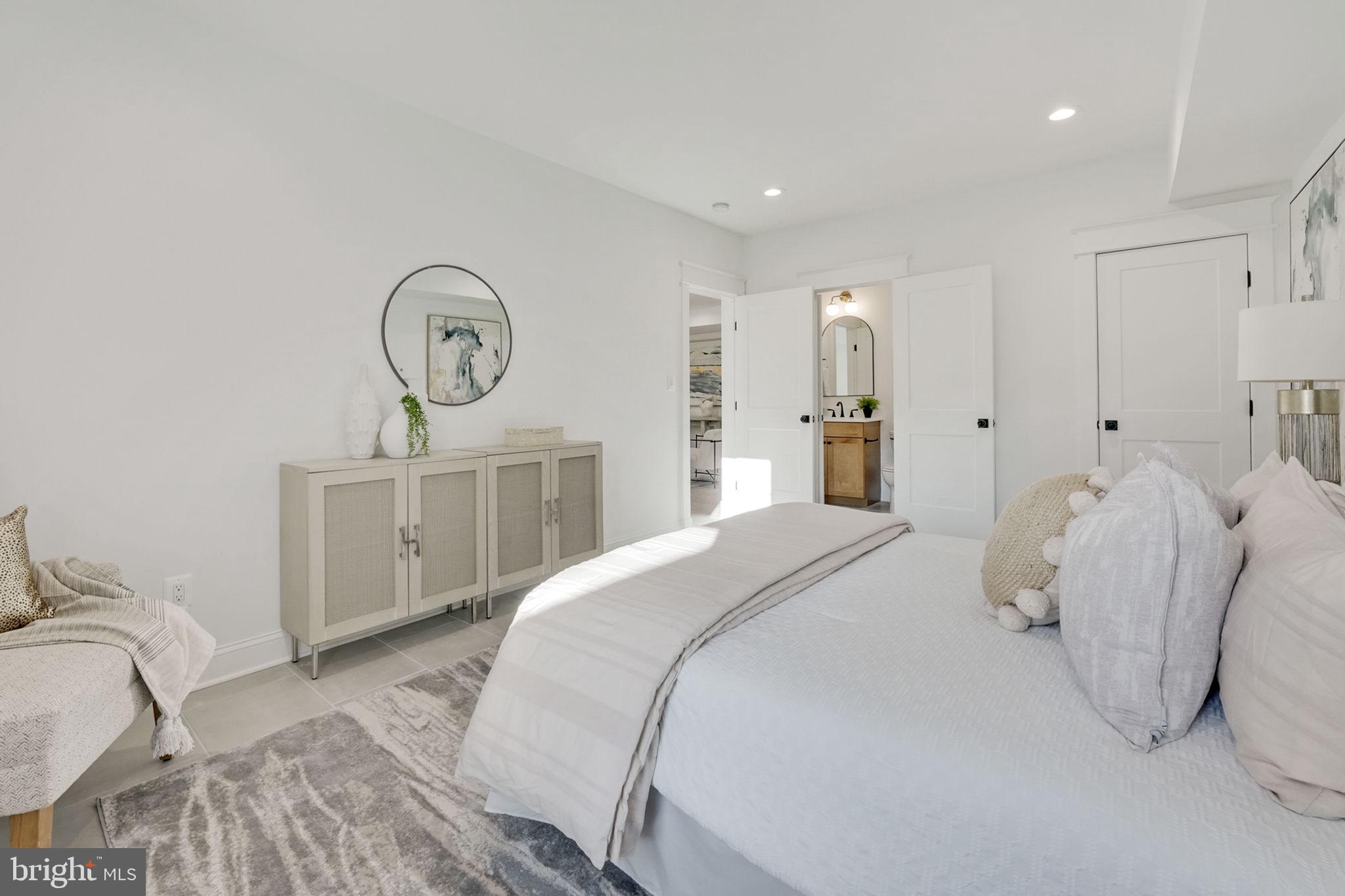 LACEY FOREST - Residential