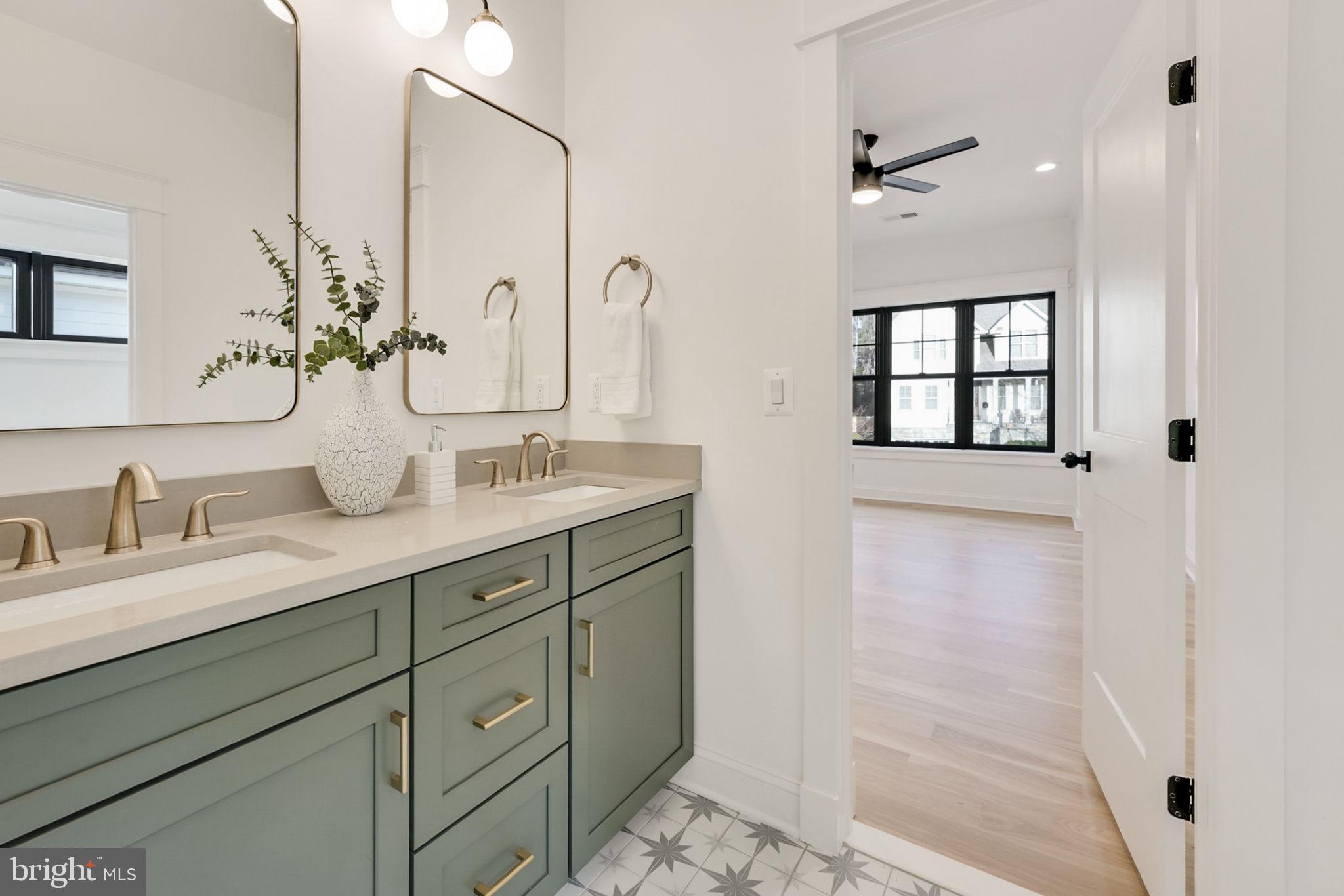 LACEY FOREST - Residential