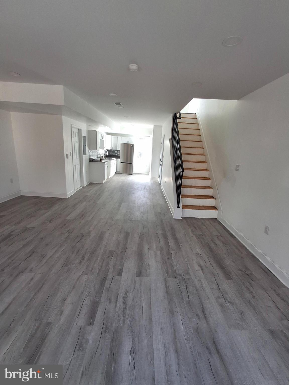 STRAWBERRY MANSION - Residential Income