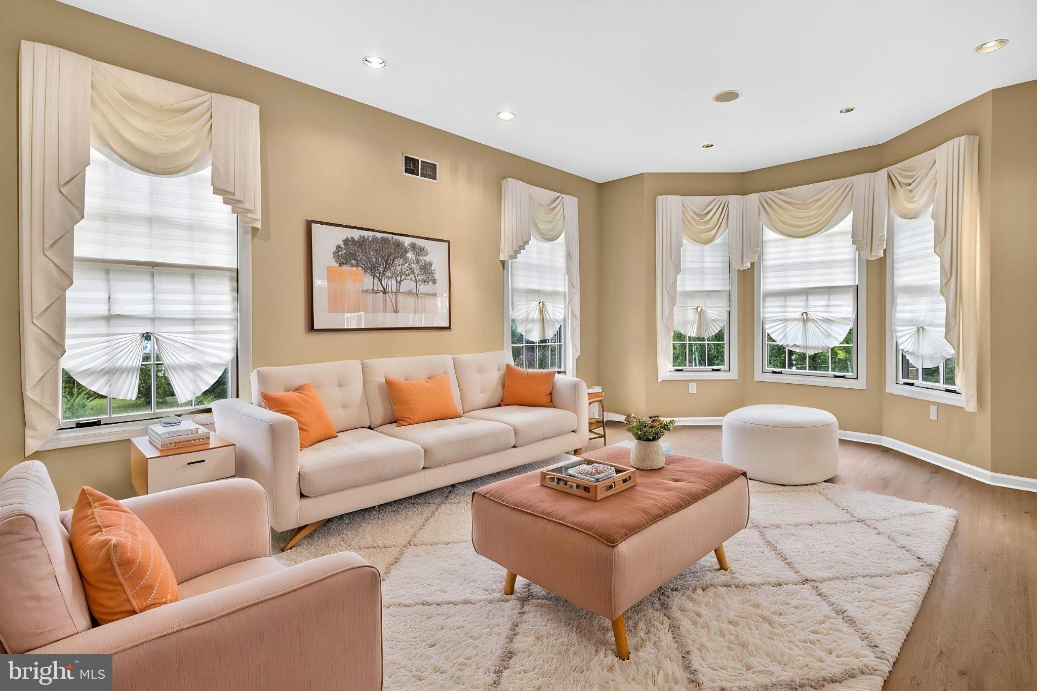 15 SCENIC DRIVE
