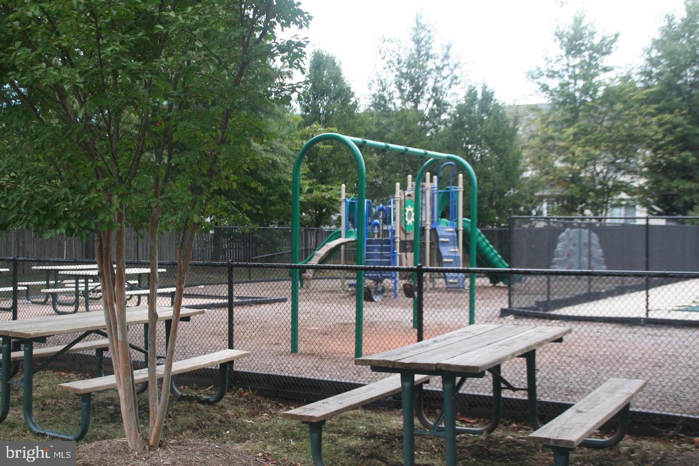 WESTERLEY - Residential Lease