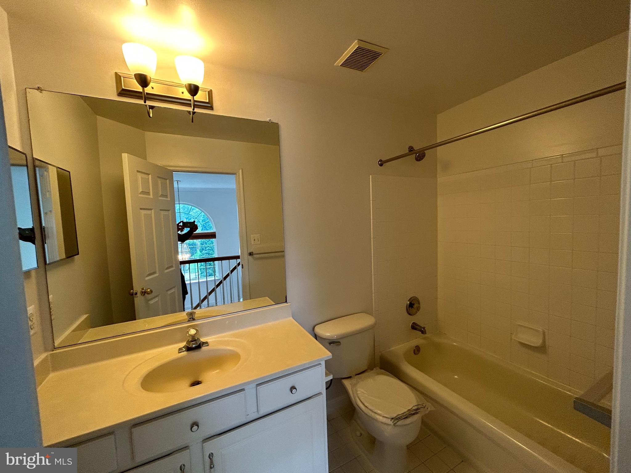 WESTERLEY - Residential Lease