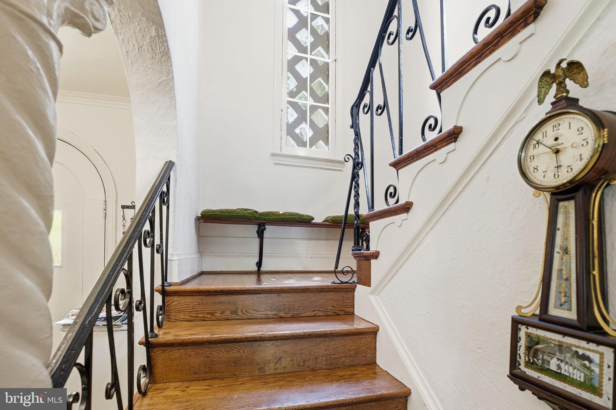 CHEVY CHASE VILLAGE - Residential