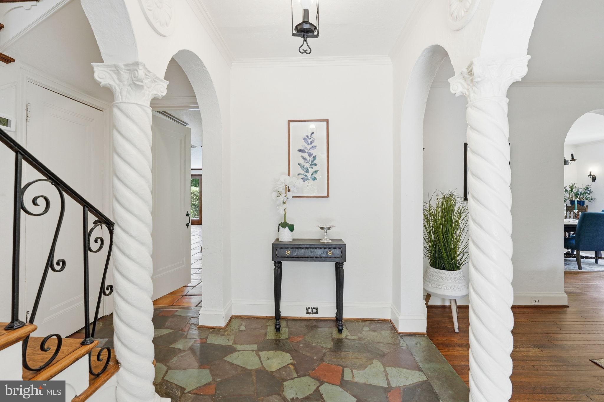 CHEVY CHASE VILLAGE - Residential