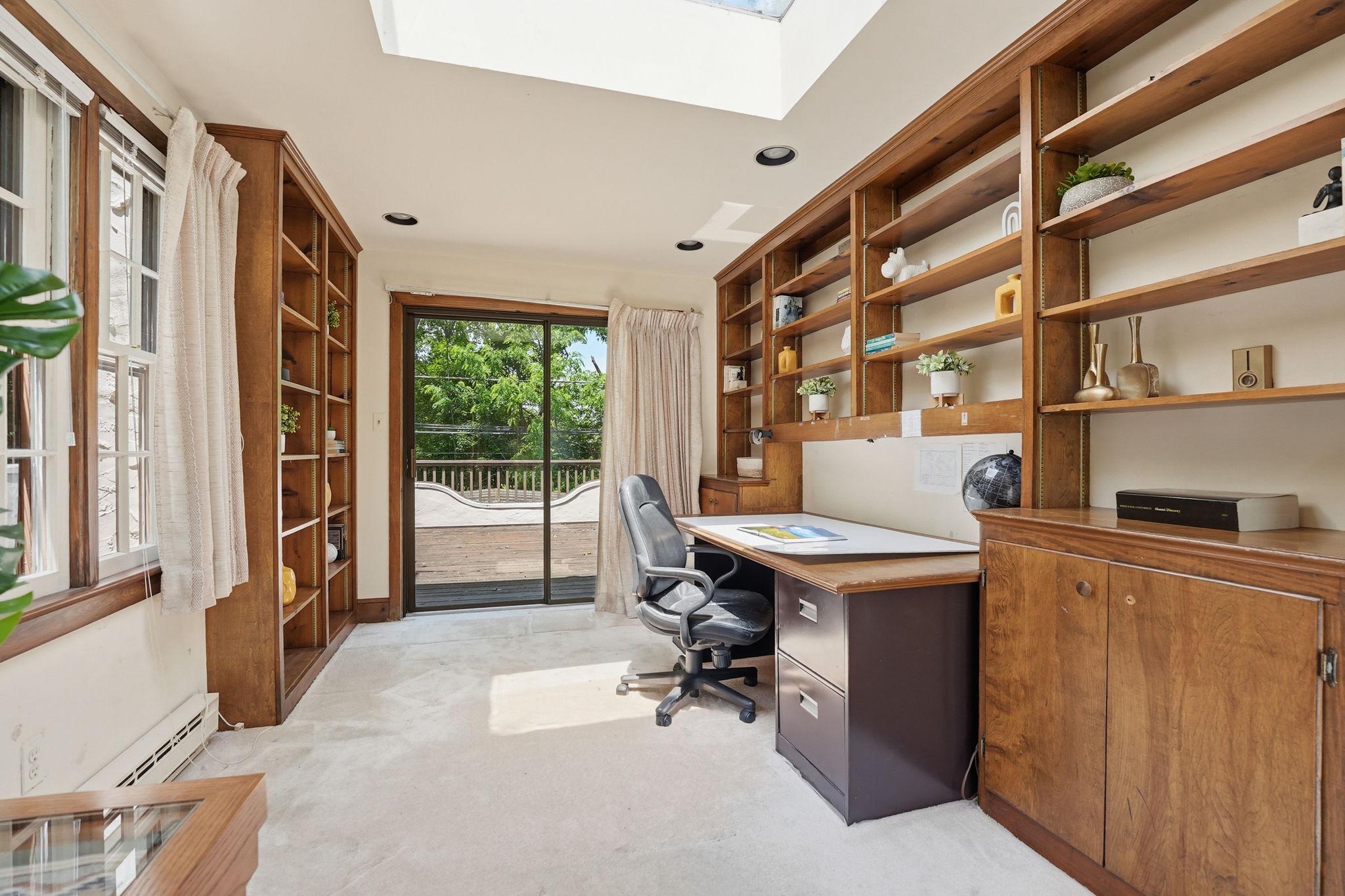 CHEVY CHASE VILLAGE - Residential