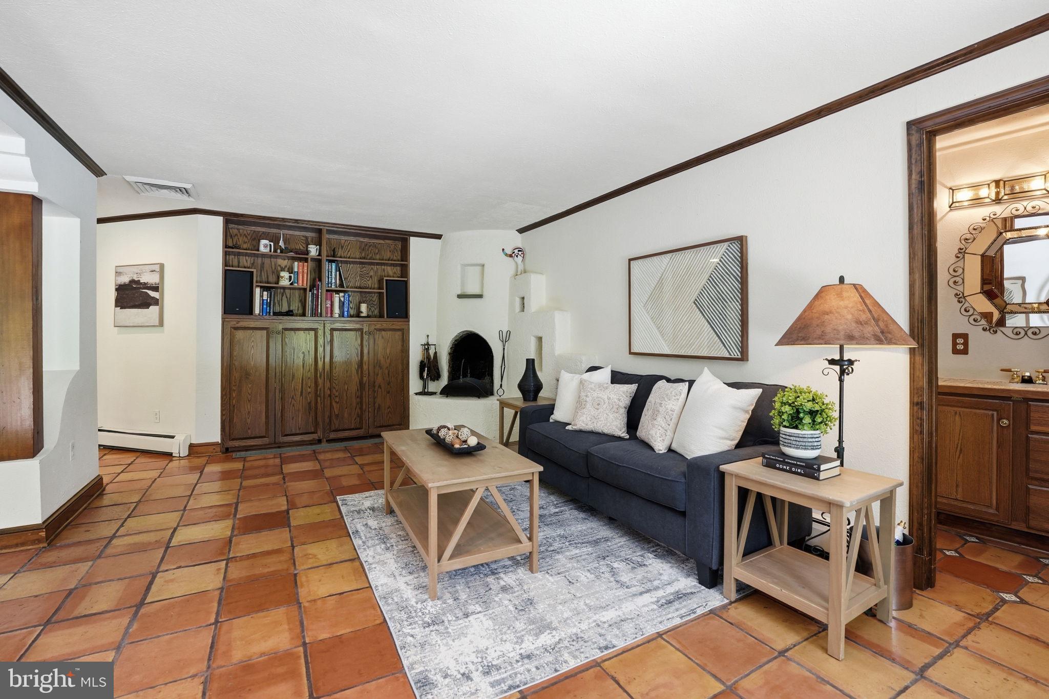 CHEVY CHASE VILLAGE - Residential