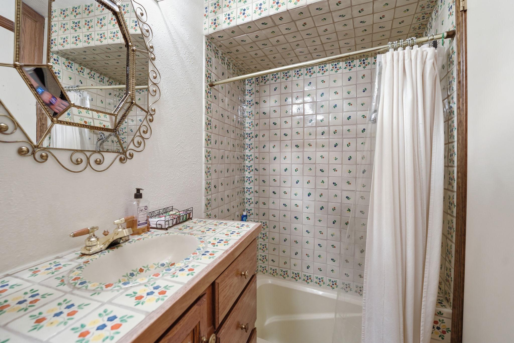 CHEVY CHASE VILLAGE - Residential