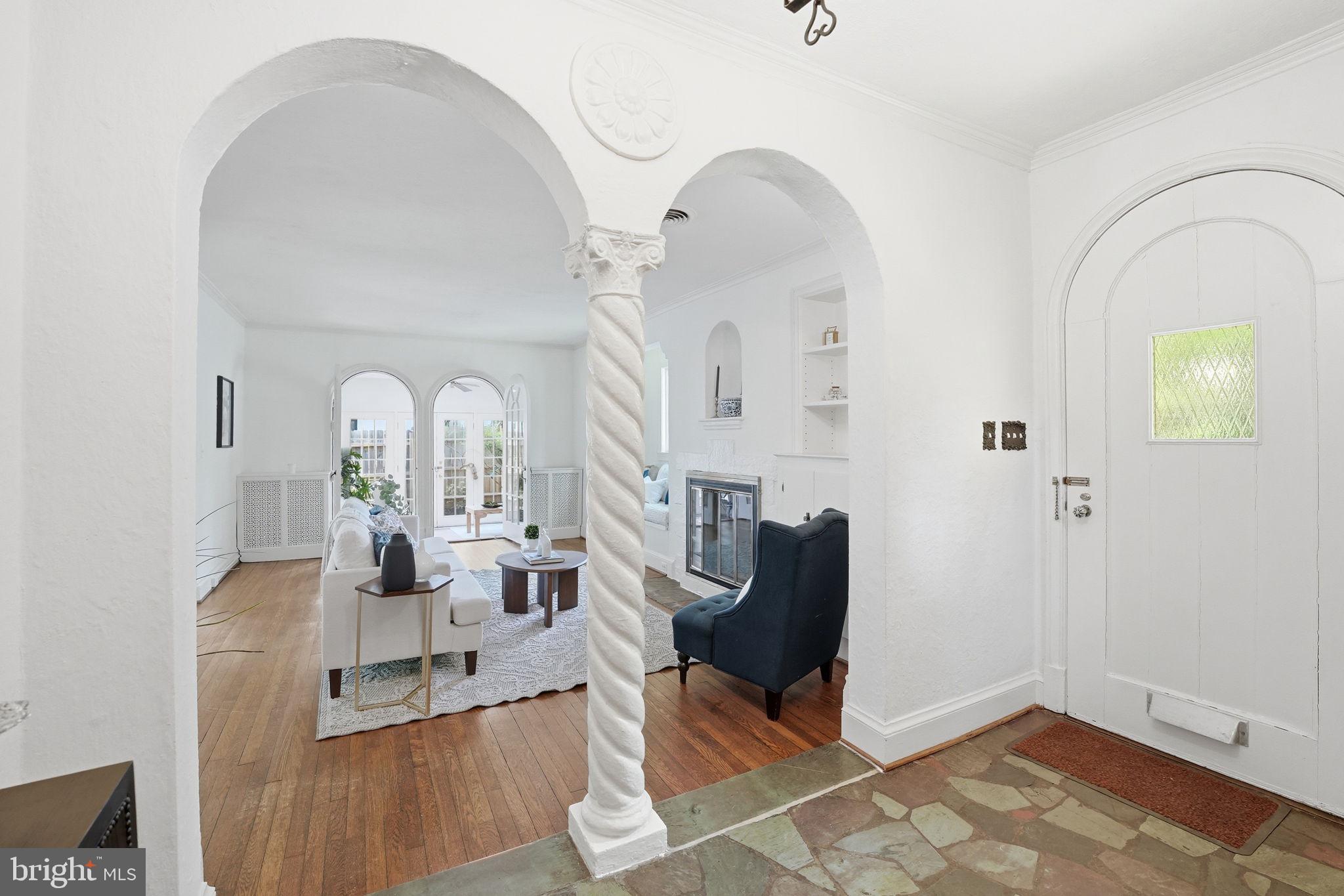 CHEVY CHASE VILLAGE - Residential