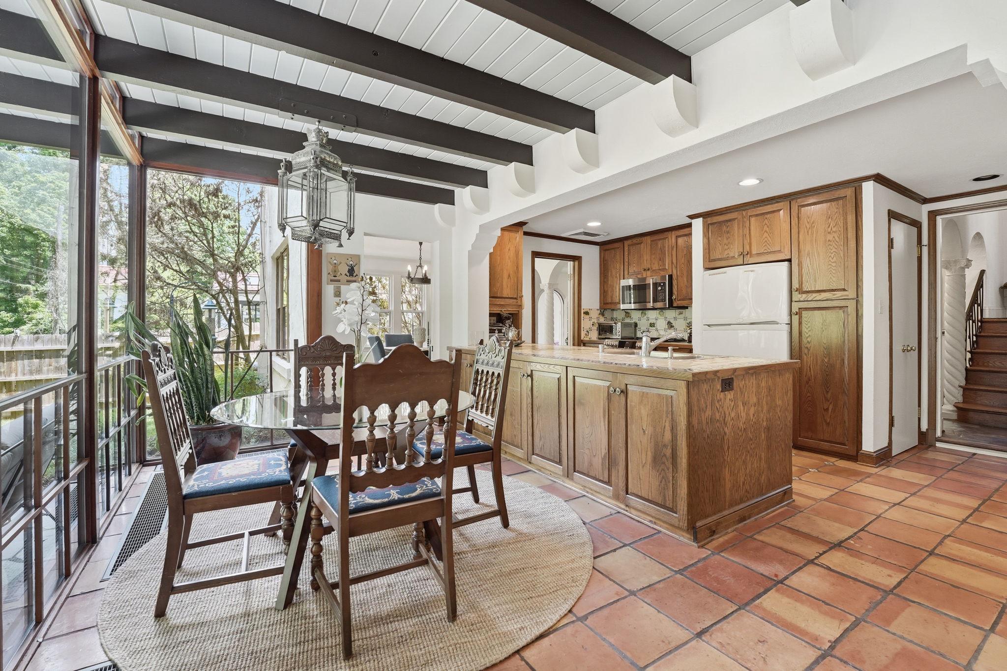 CHEVY CHASE VILLAGE - Residential