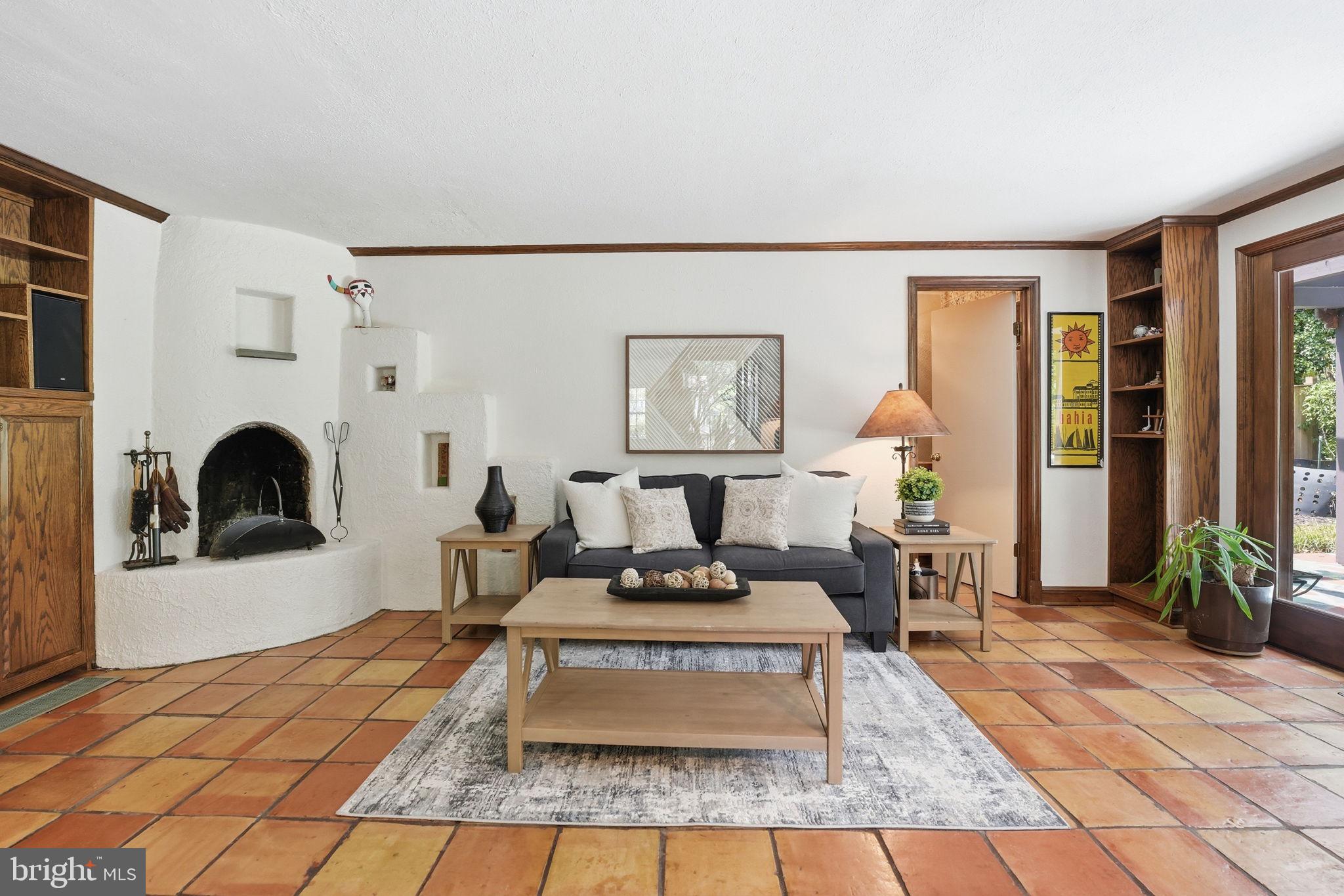 CHEVY CHASE VILLAGE - Residential
