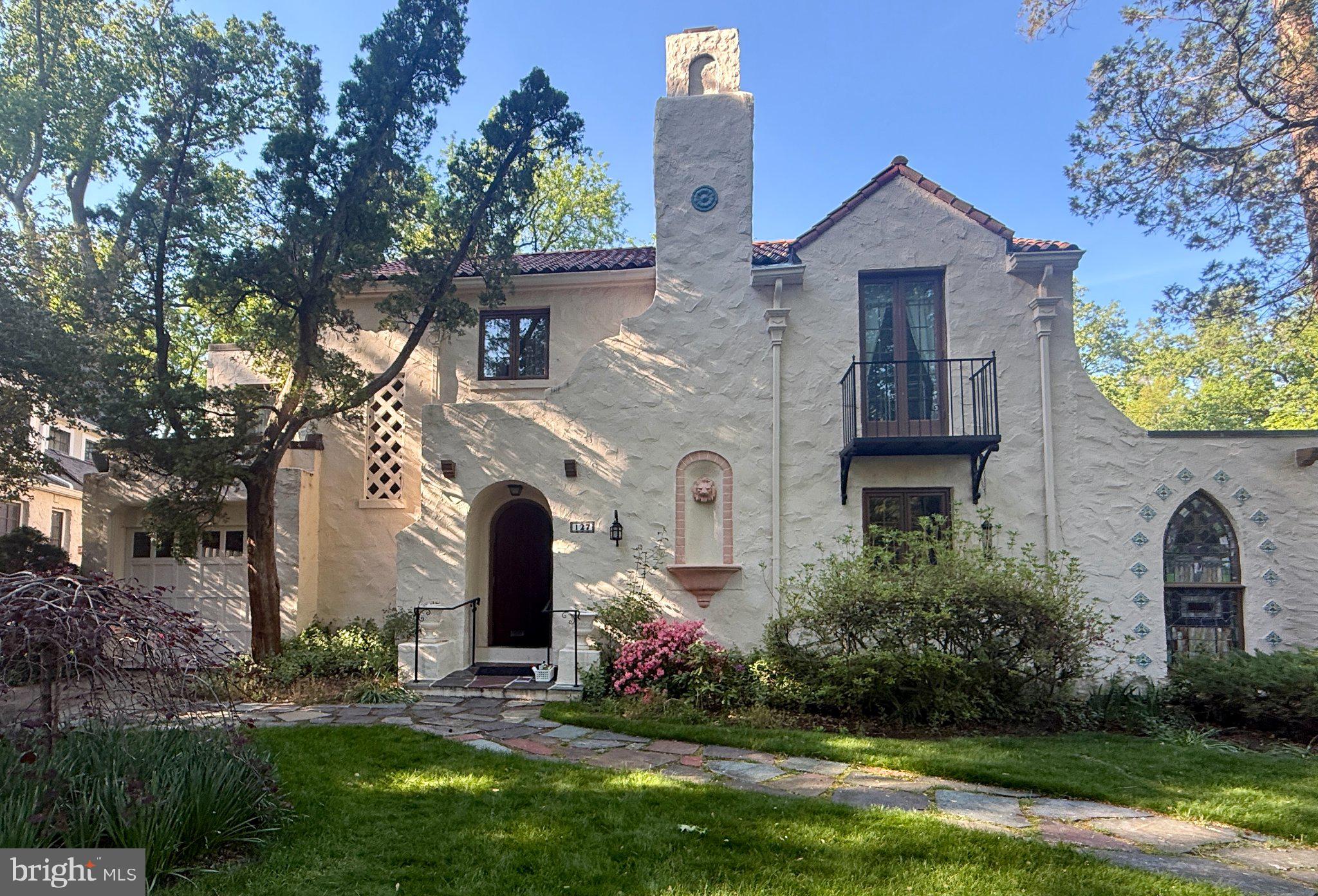 CHEVY CHASE VILLAGE - Residential