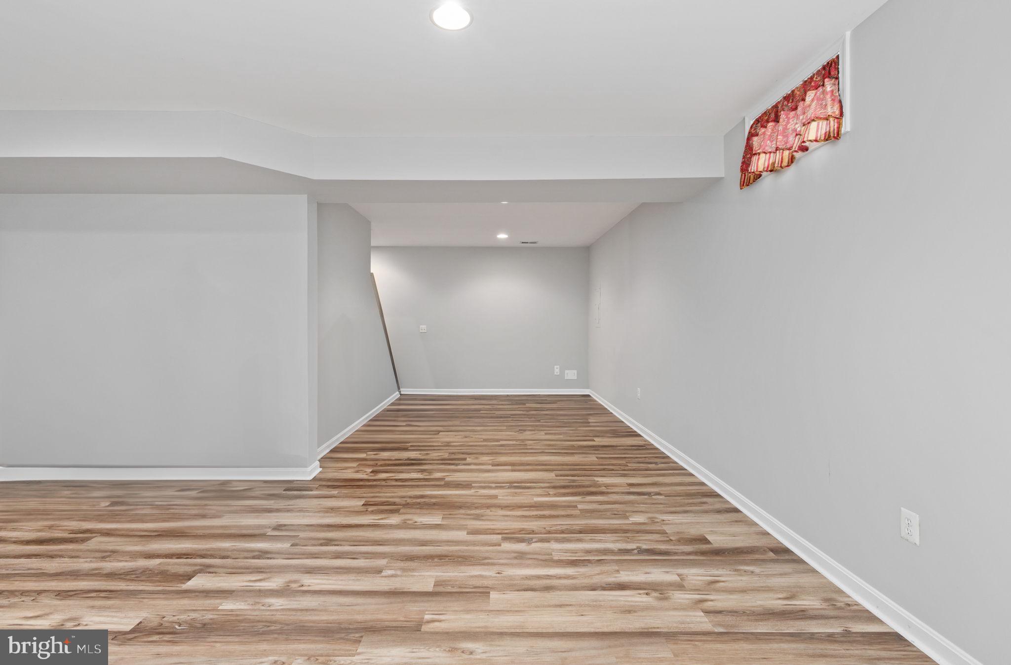 LEELAND STATION - Residential