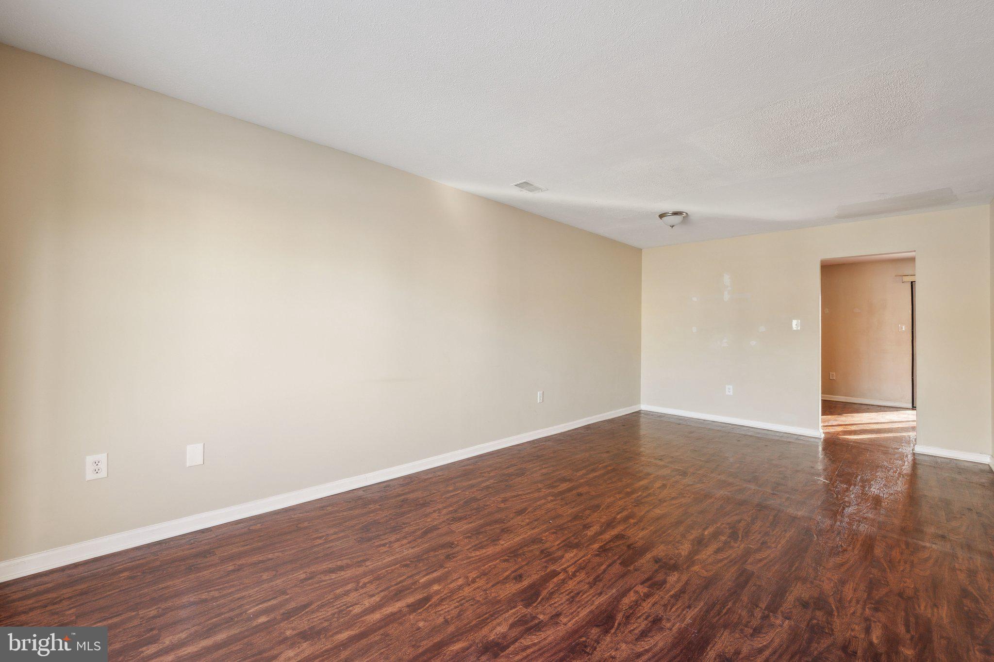 ARBORY CONDO PHASE SIX-R - Residential