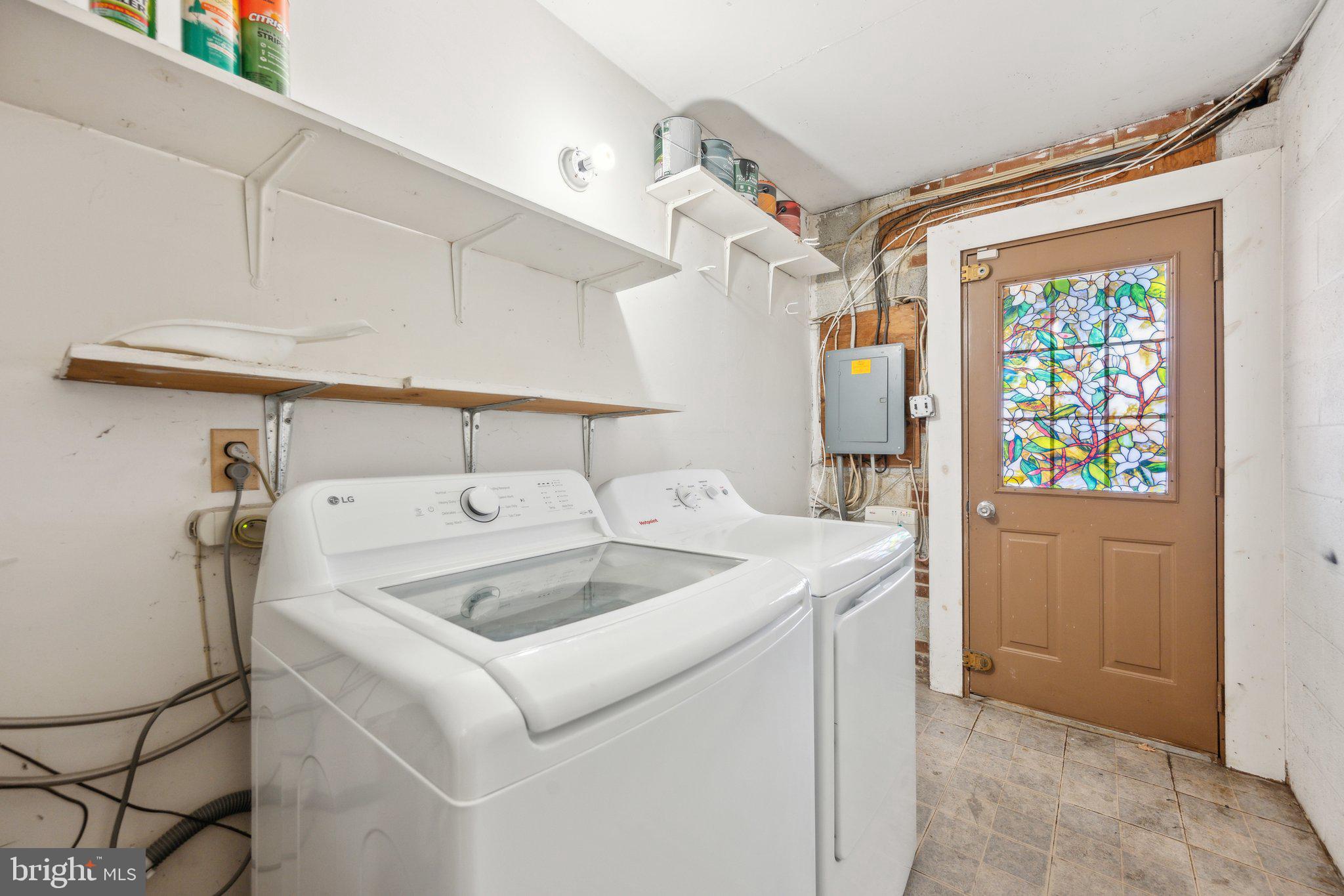 ARBORY CONDO PHASE SIX-R - Residential