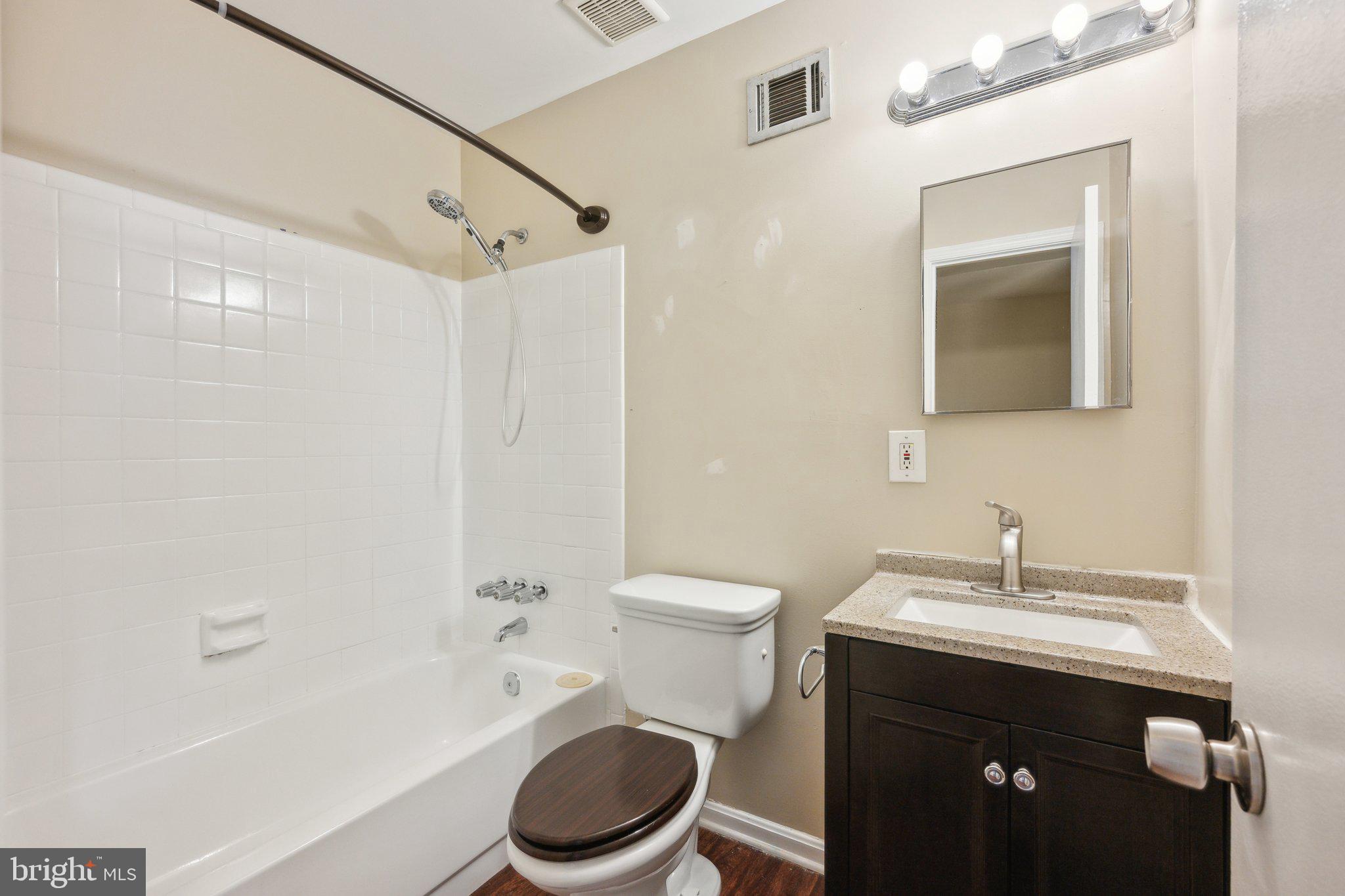 ARBORY CONDO PHASE SIX-R - Residential