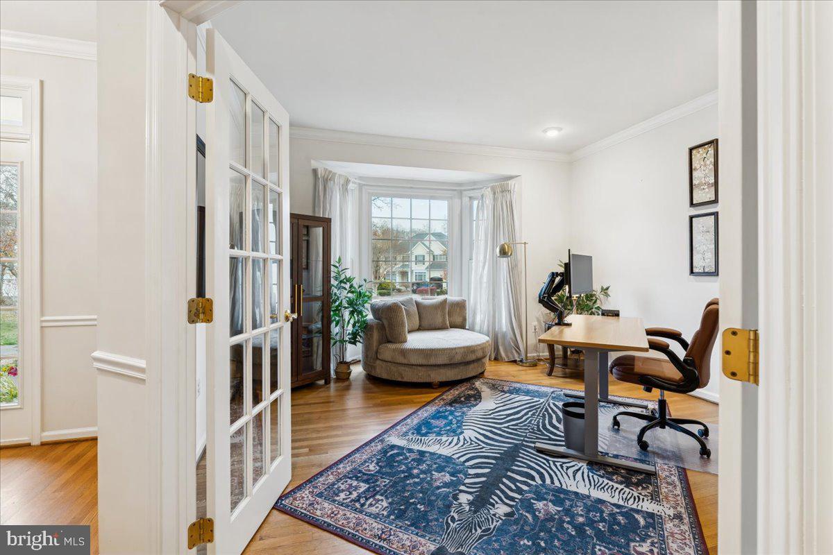 RUNNYMEDE MANOR - Residential