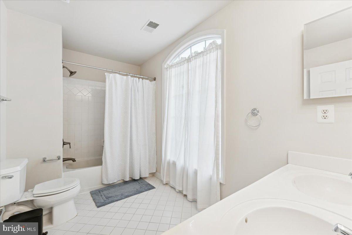 RUNNYMEDE MANOR - Residential