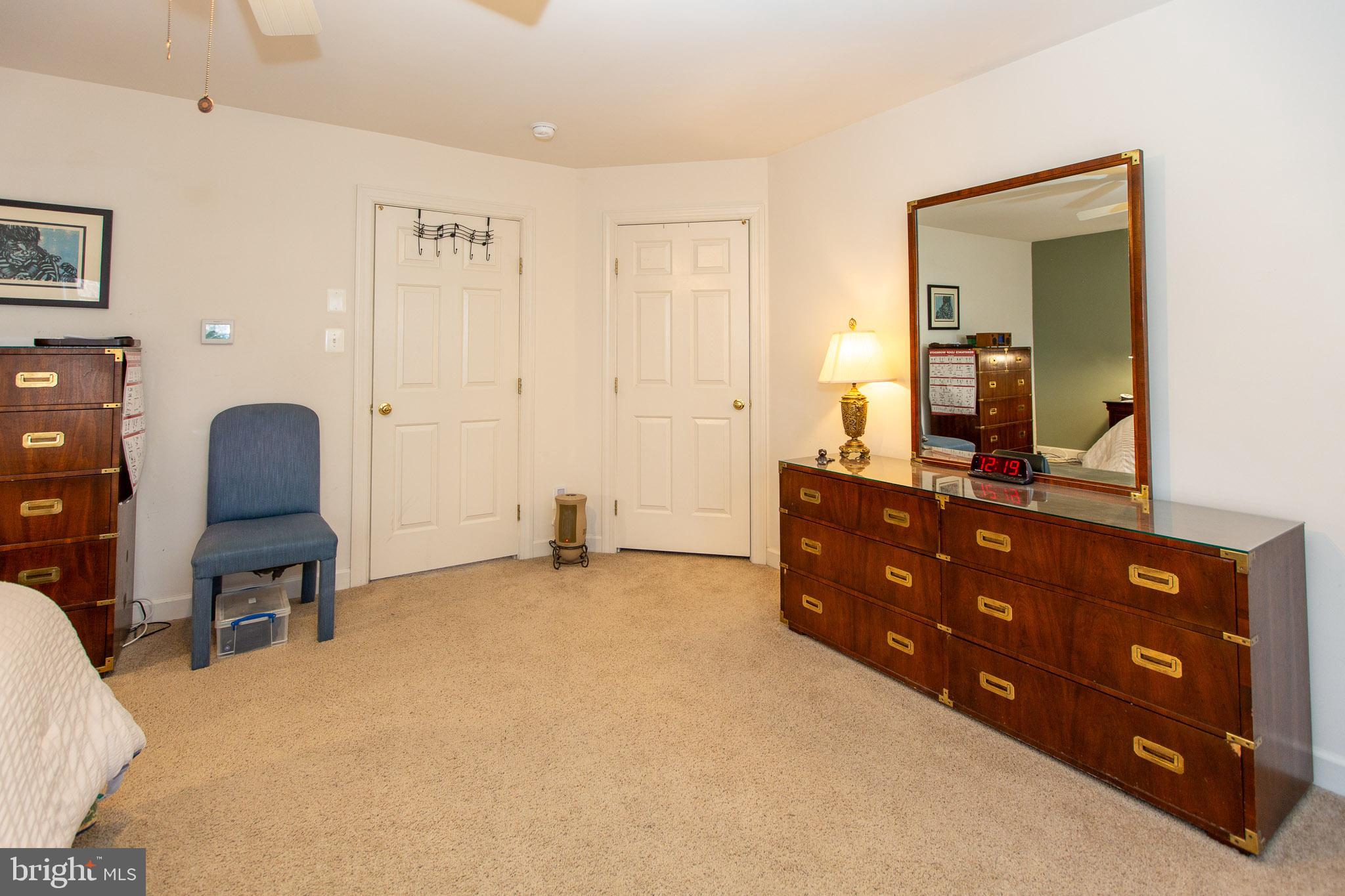 NORTHRIDGE VILLAGE - Residential