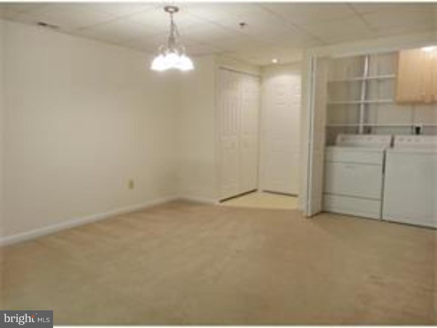 CENTENNIAL STATION - Residential Lease