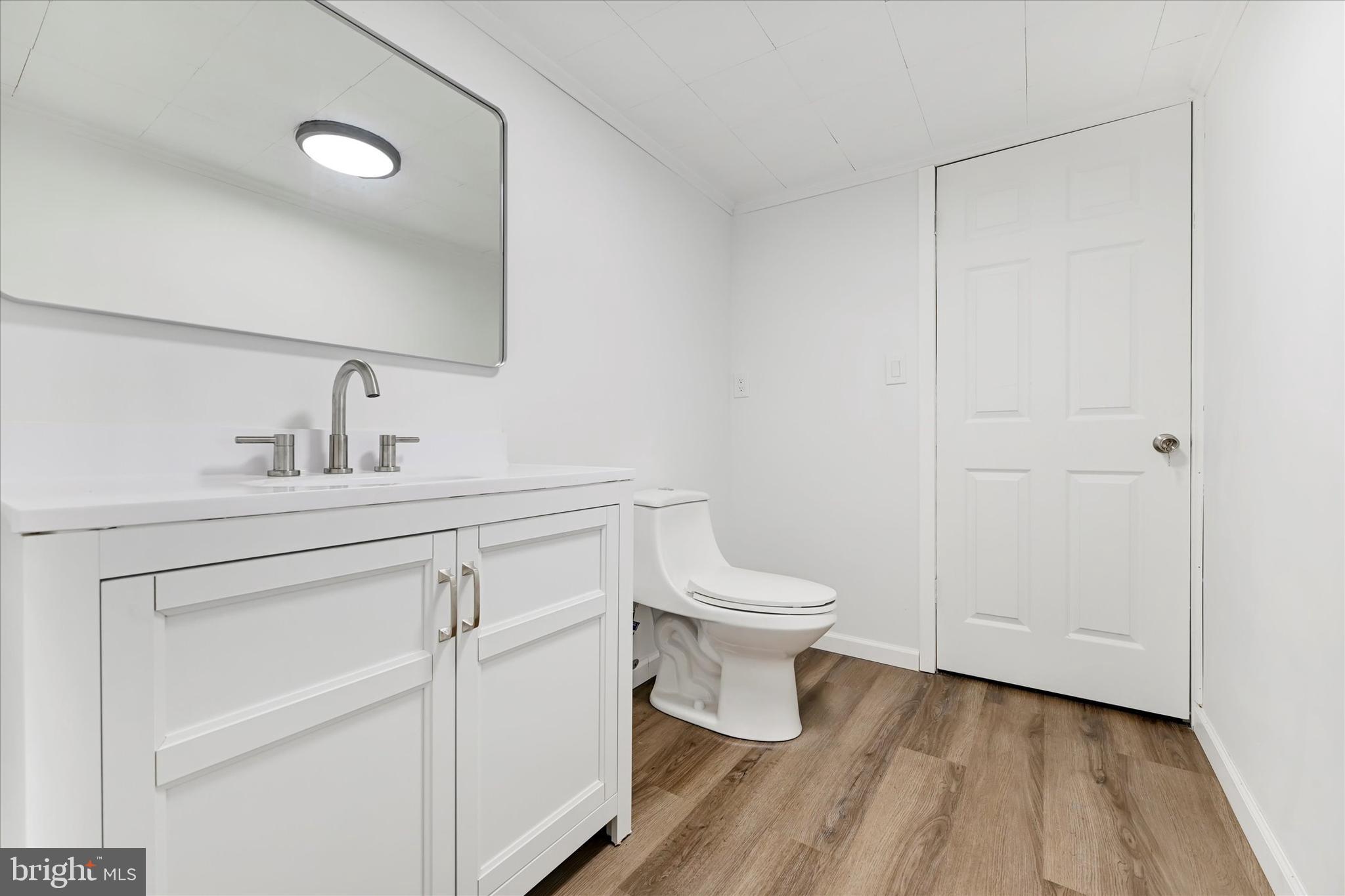 HAMPTON GARDENS - Residential