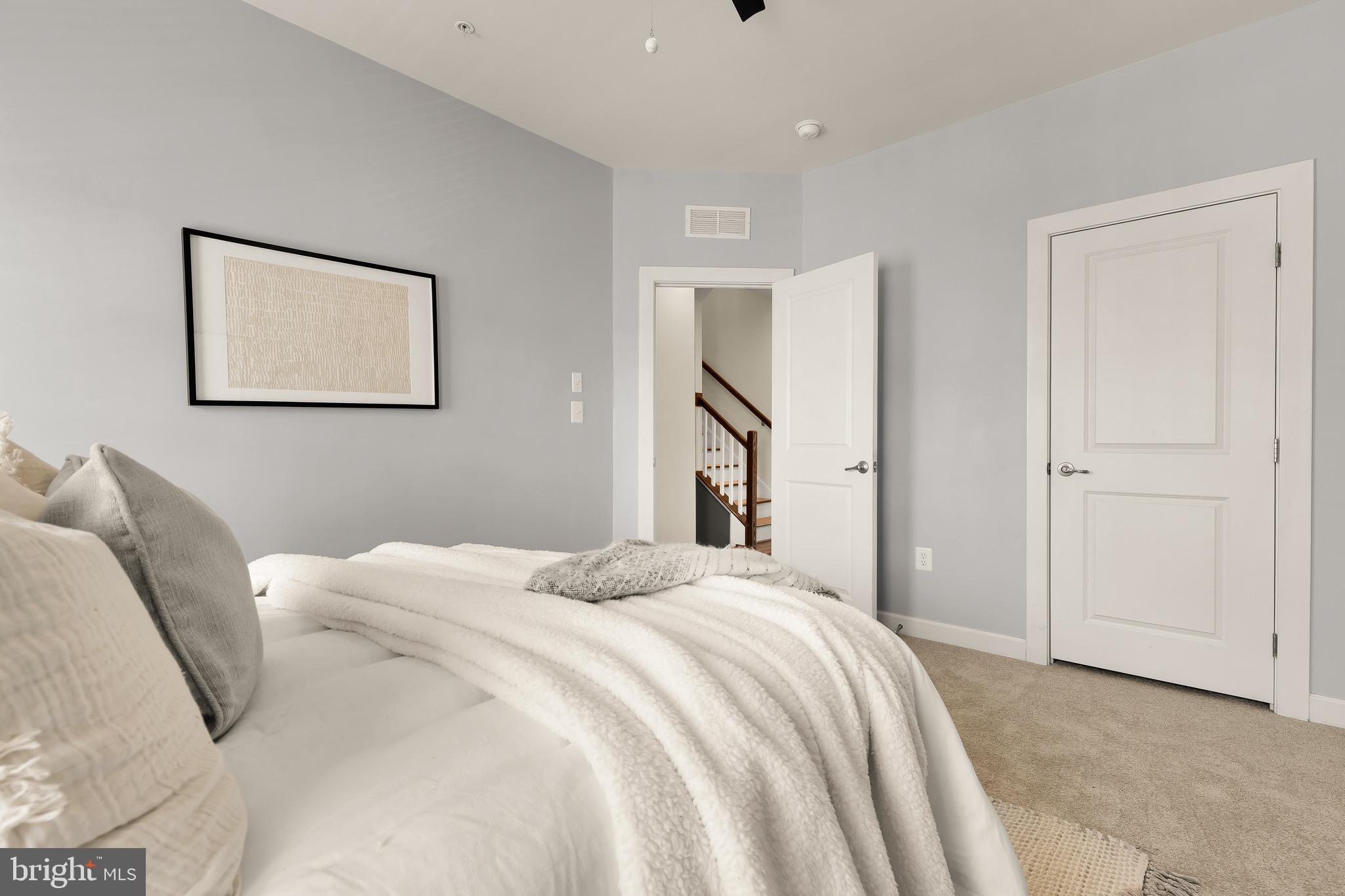 GREENBELT STATION - Residential