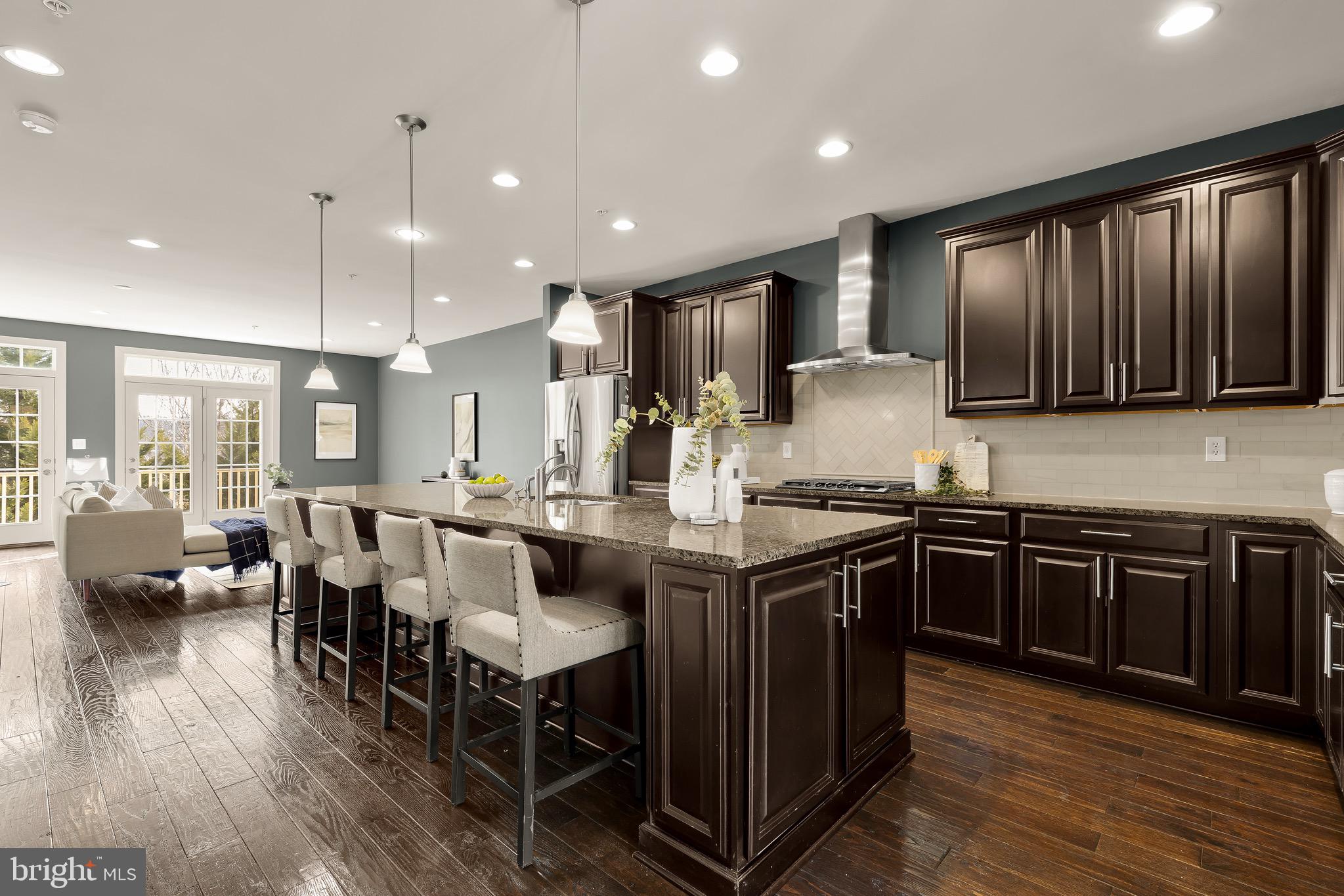 GREENBELT STATION - Residential