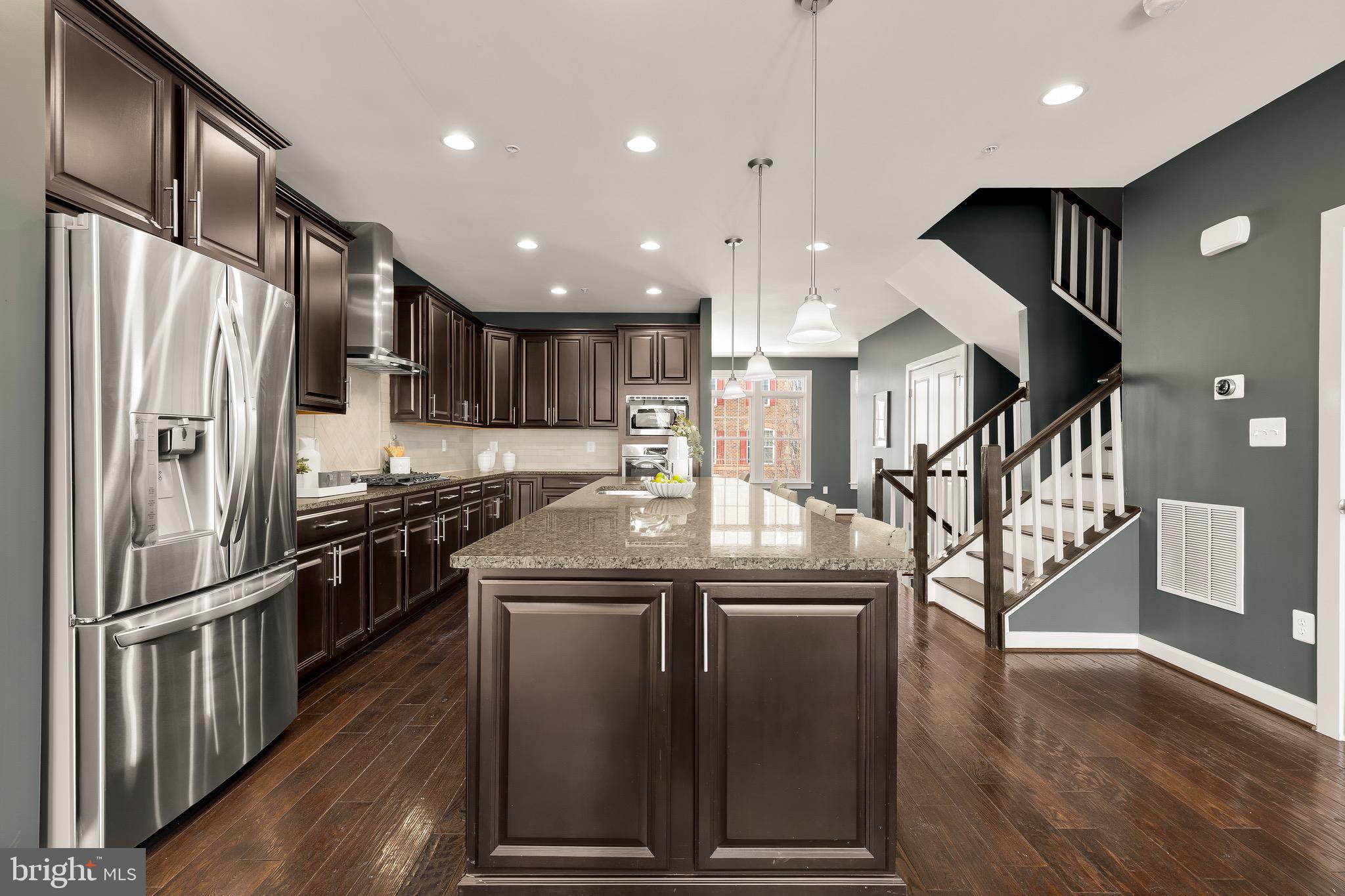 GREENBELT STATION - Residential