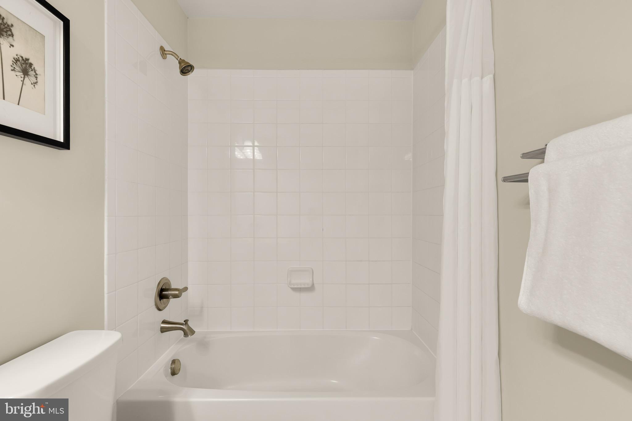 GREENBELT STATION - Residential