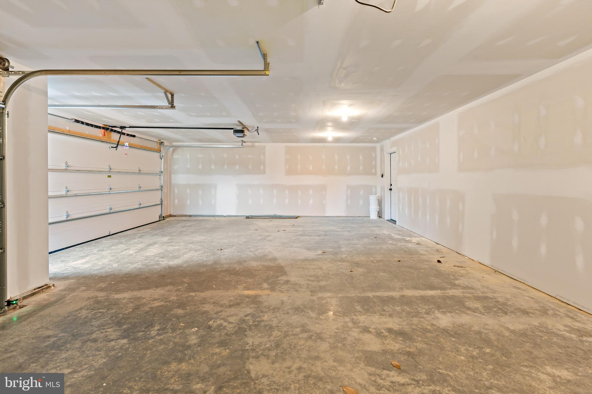 THE WOODS - Residential