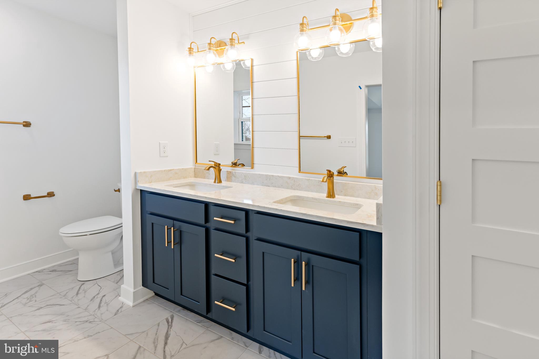 THE WOODS - Residential