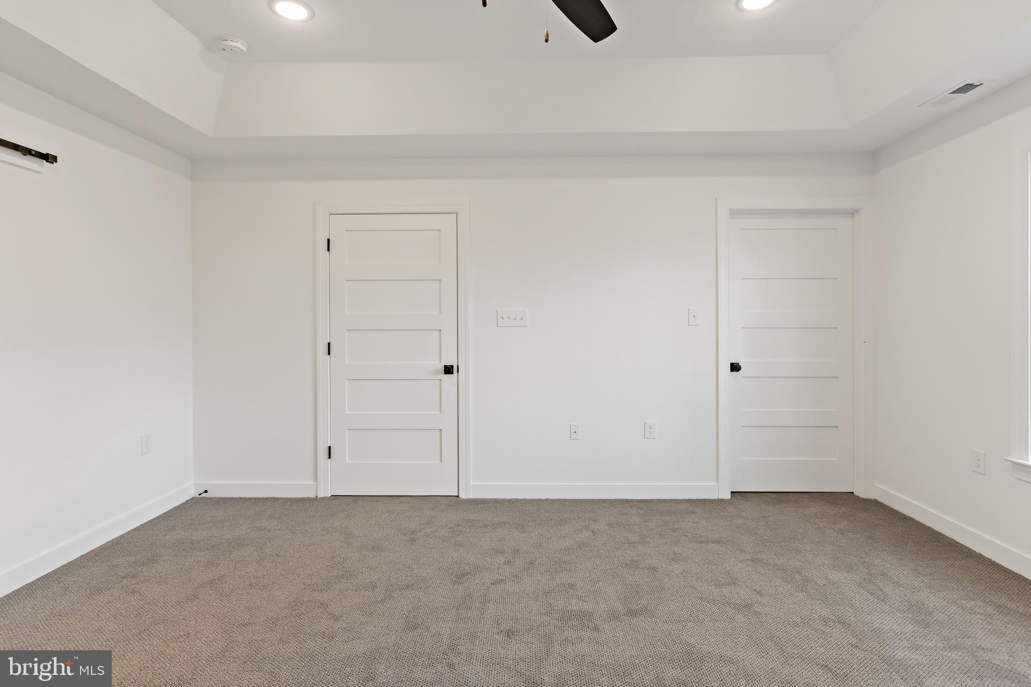 THE WOODS - Residential