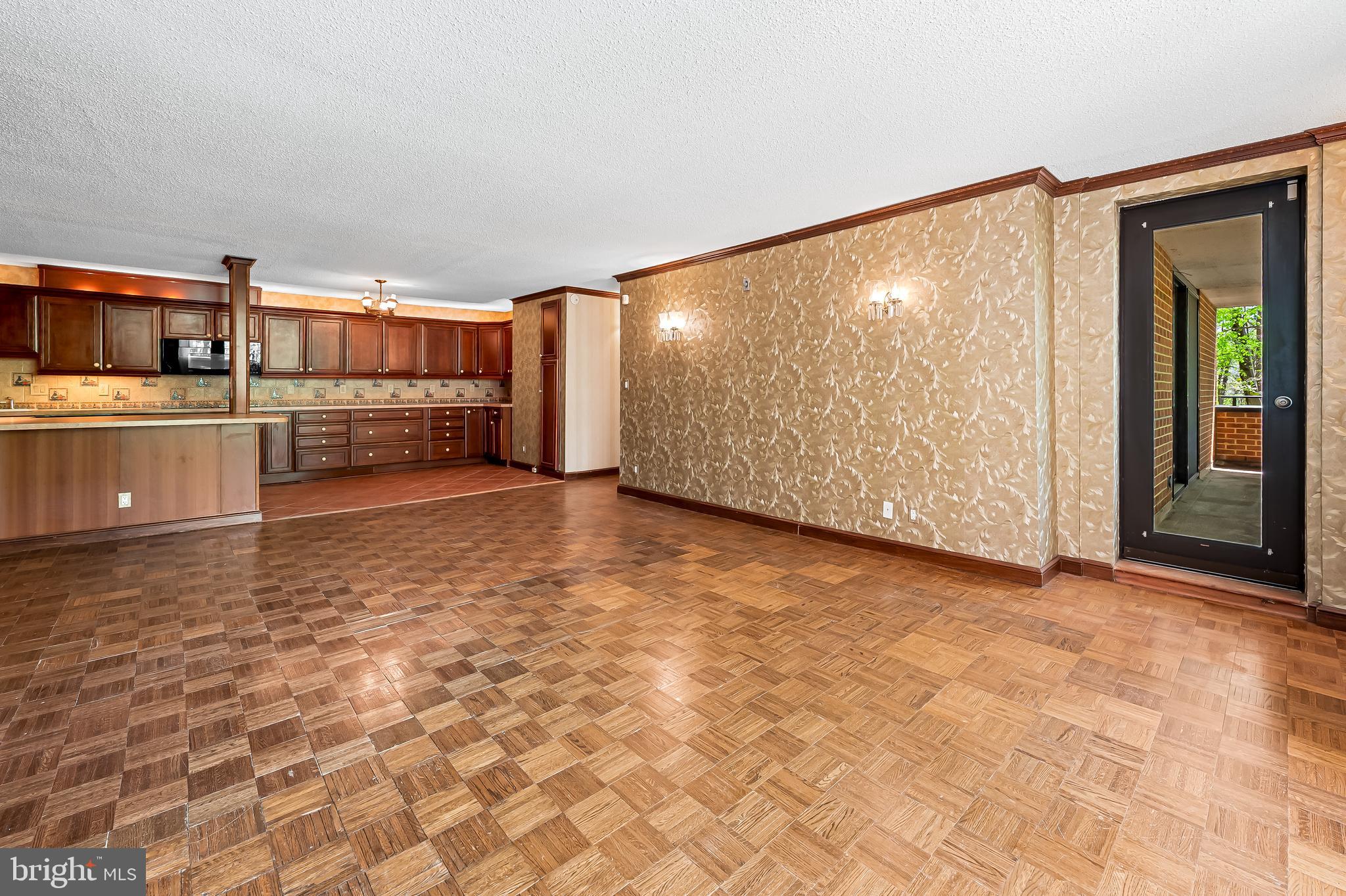 VILLAGE OF CROSS KEYS - Residential