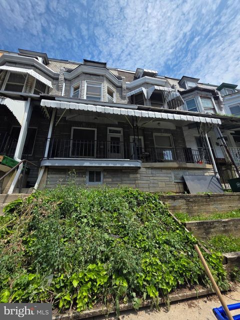 Townhouse For Rent - 745 Birch Street<br/> READING, PA 19604