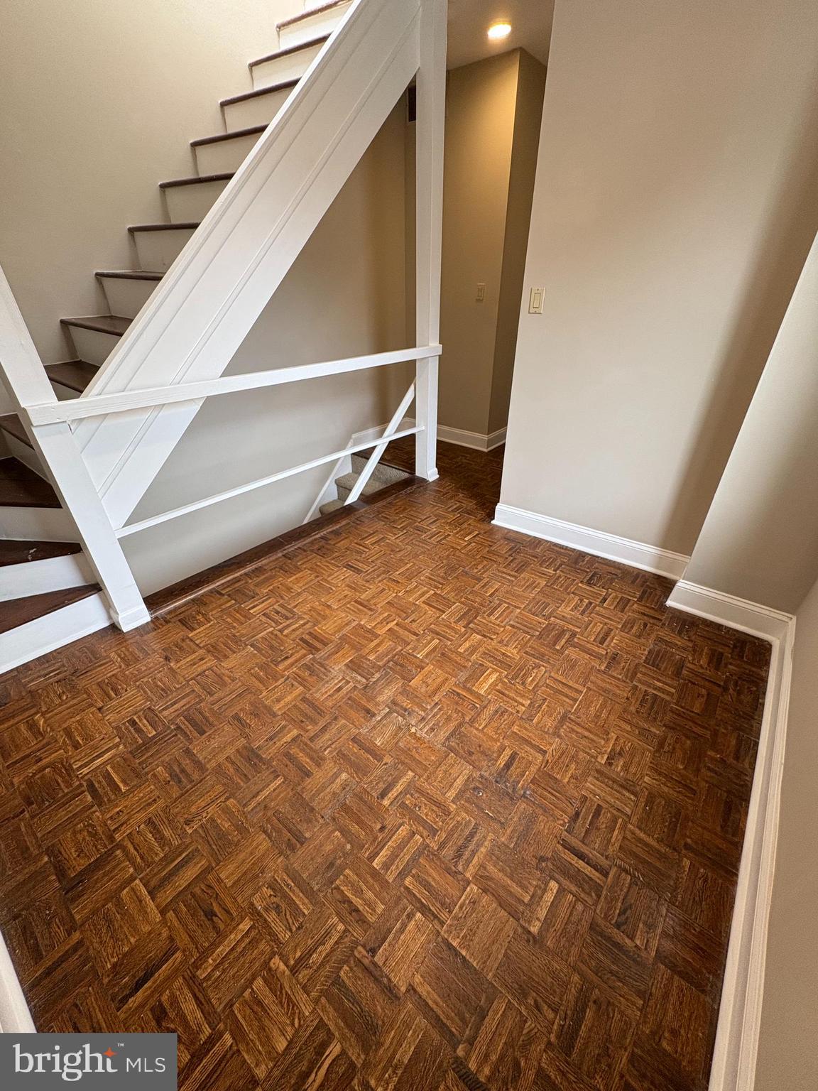 SOCIETY HILL - Residential Lease