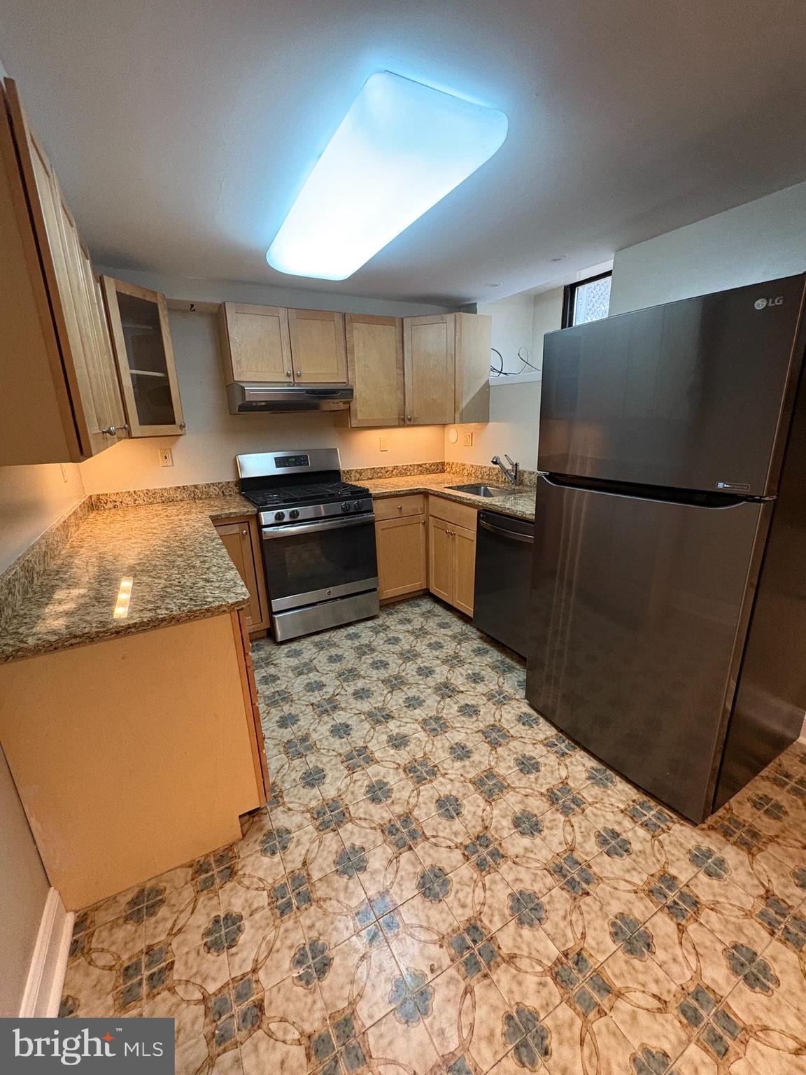 SOCIETY HILL - Residential Lease