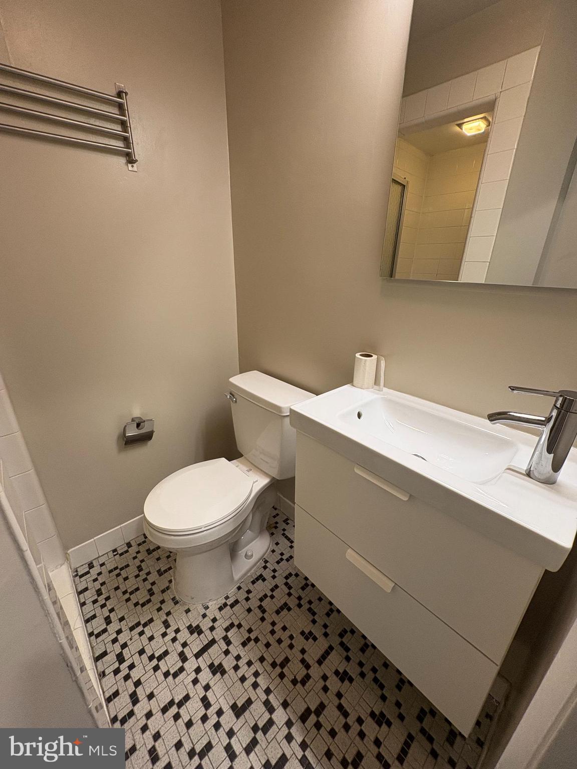 SOCIETY HILL - Residential Lease