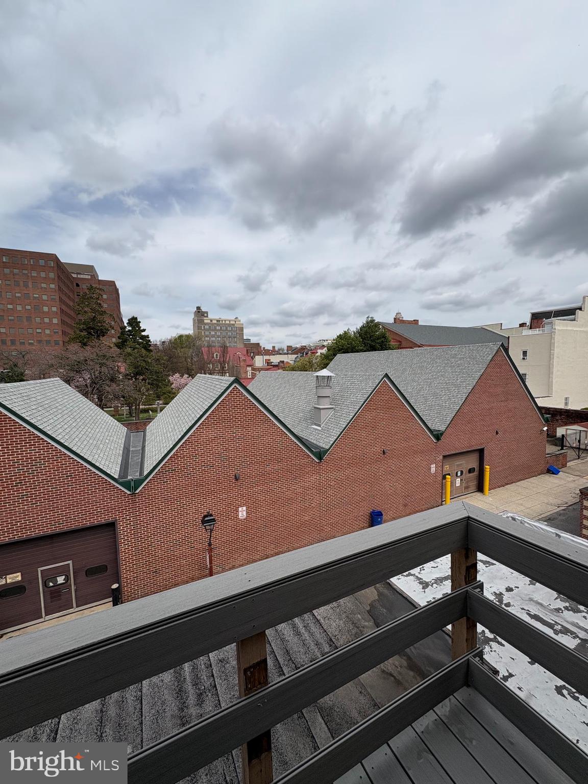 SOCIETY HILL - Residential Lease