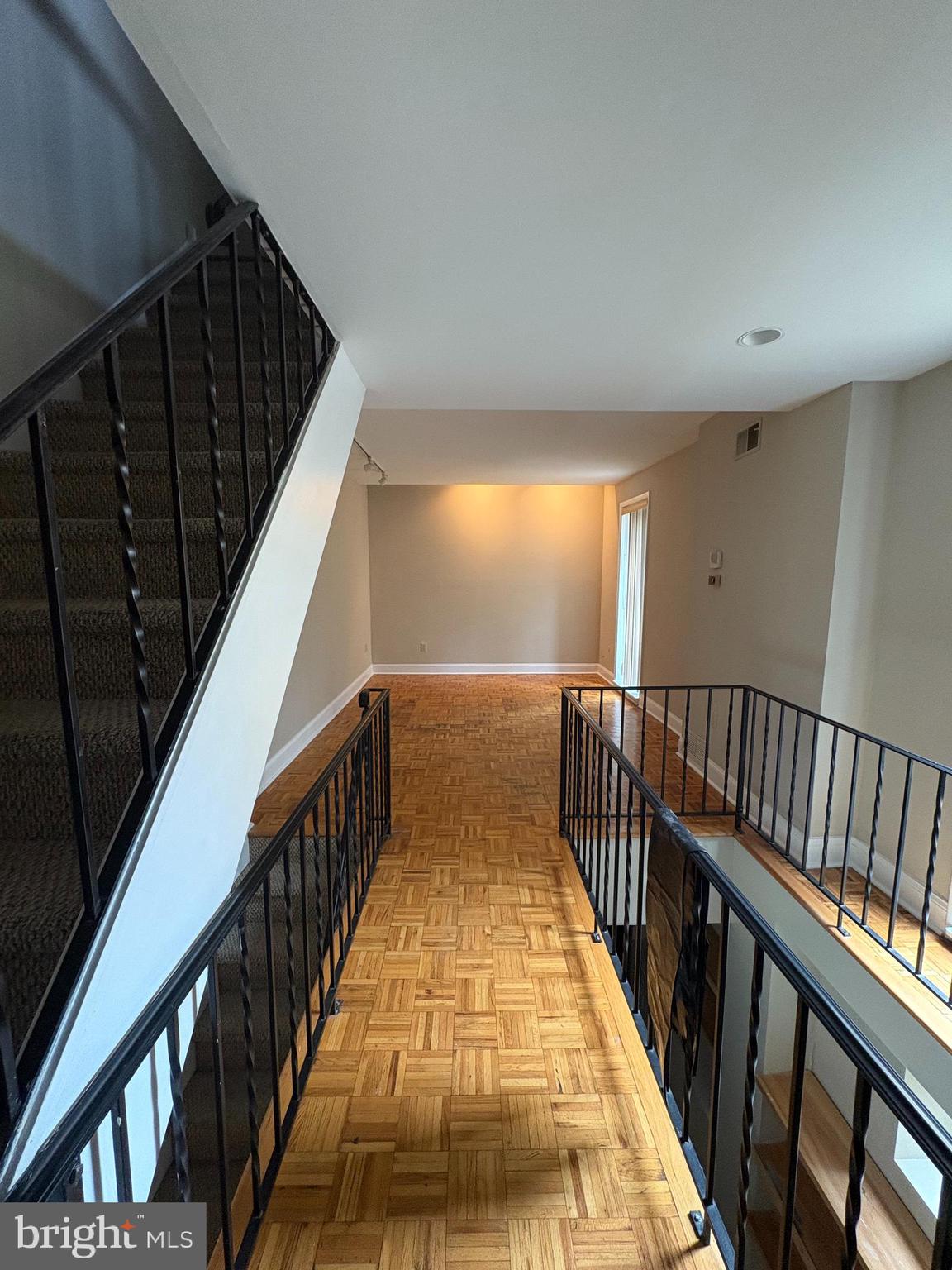 SOCIETY HILL - Residential Lease