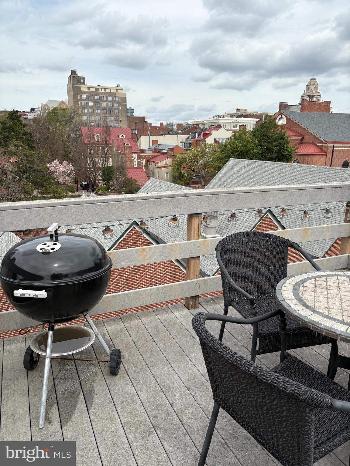 SOCIETY HILL - Residential Lease