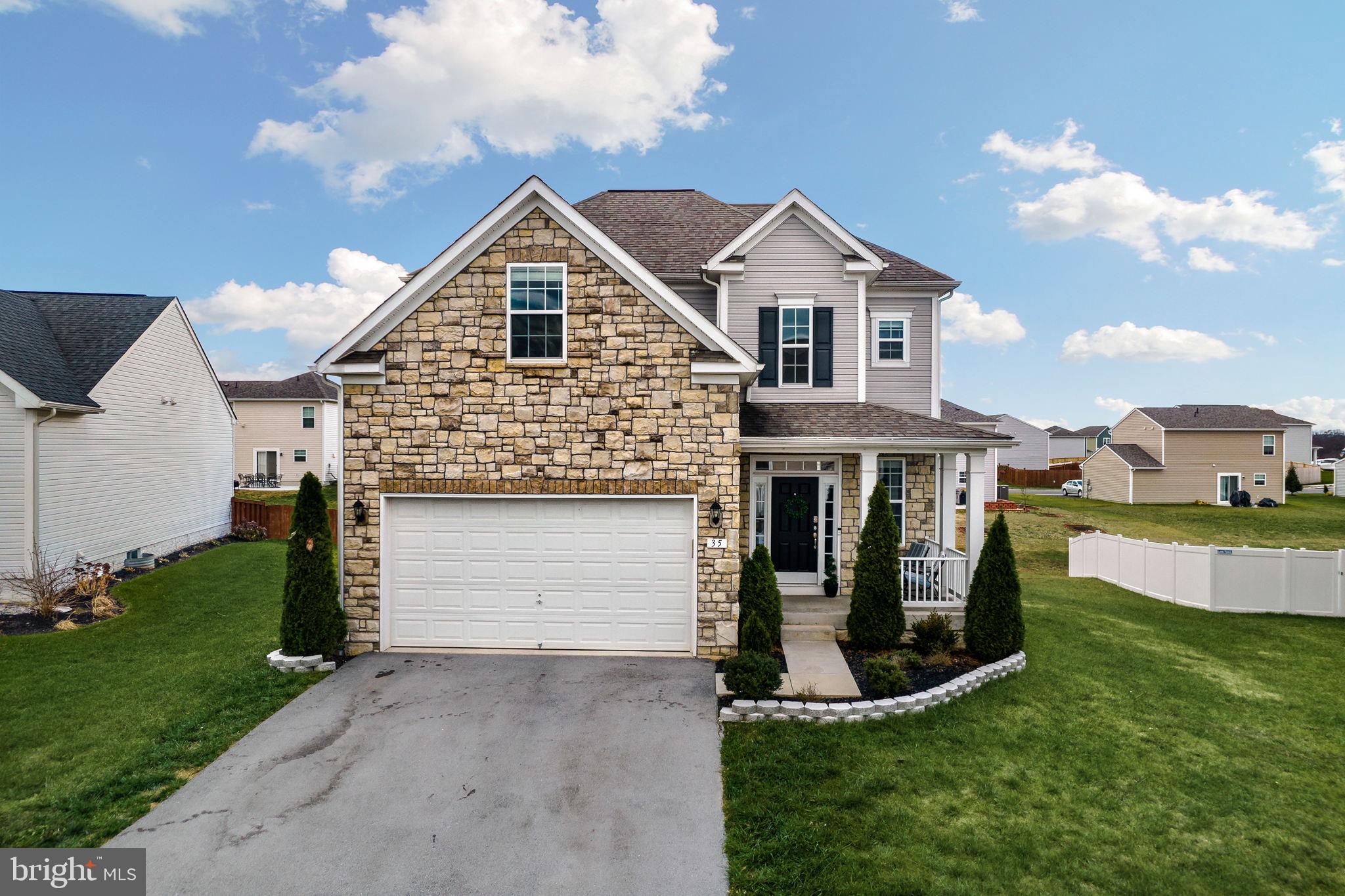 MORNING DOVE ESTATES - Residential