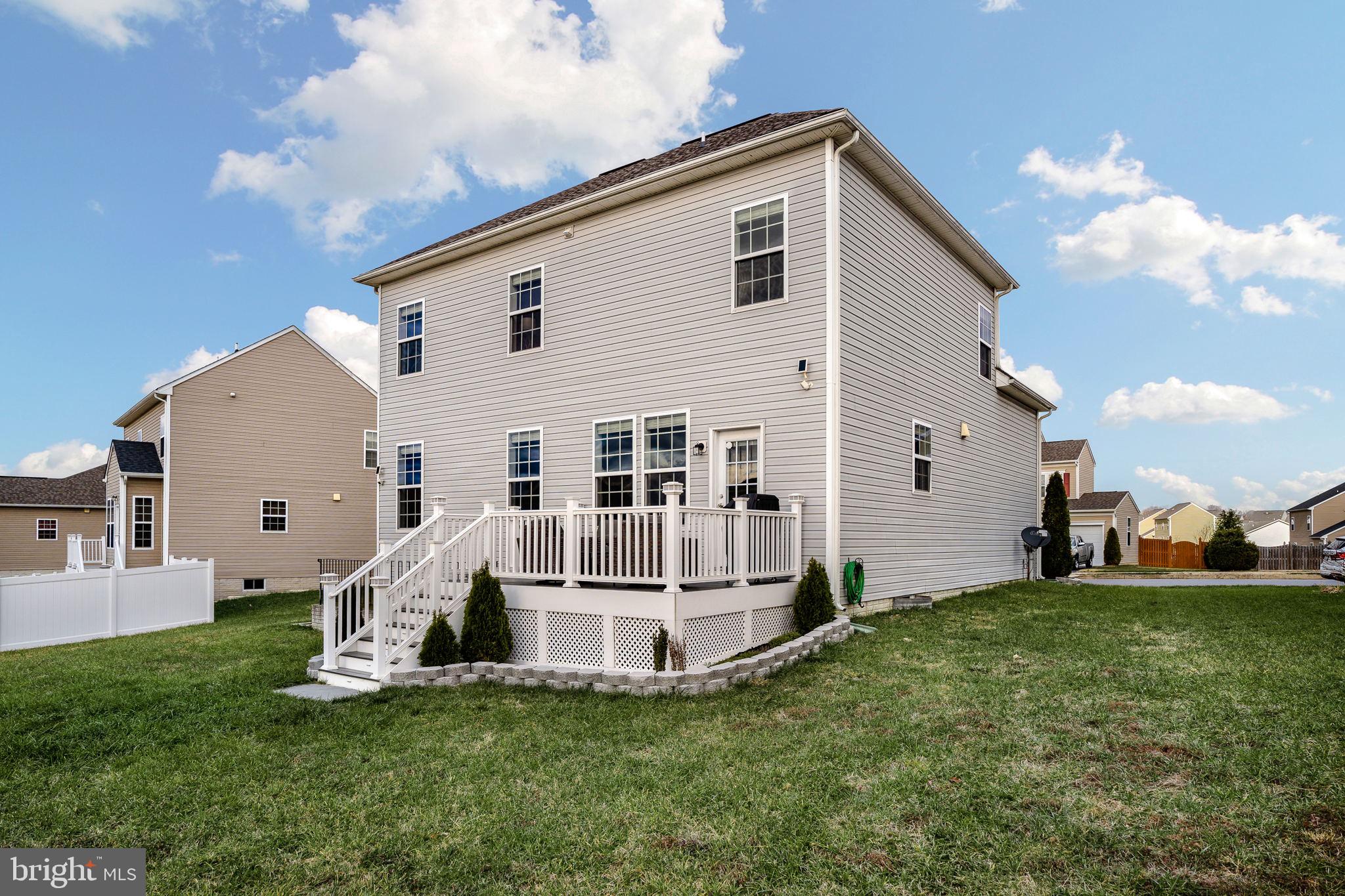 MORNING DOVE ESTATES - Residential